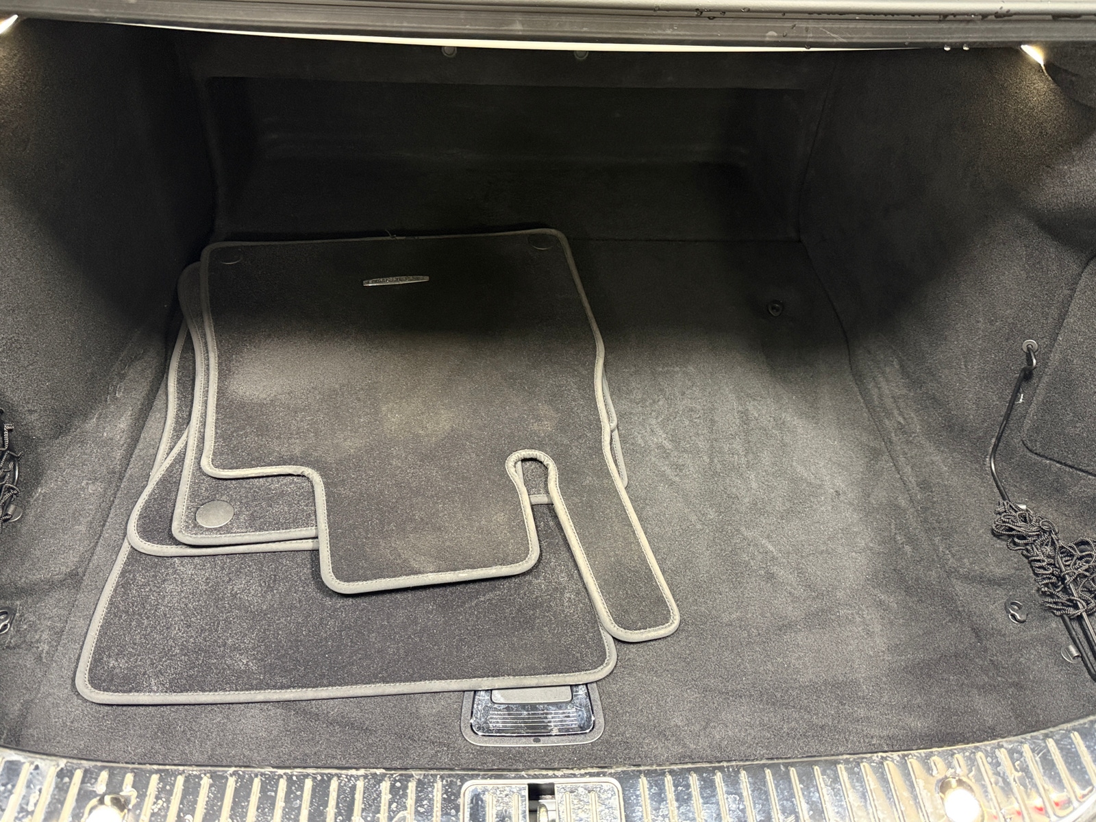 Thumbnail: 2019 Mercedes-Benz S-Class - 6