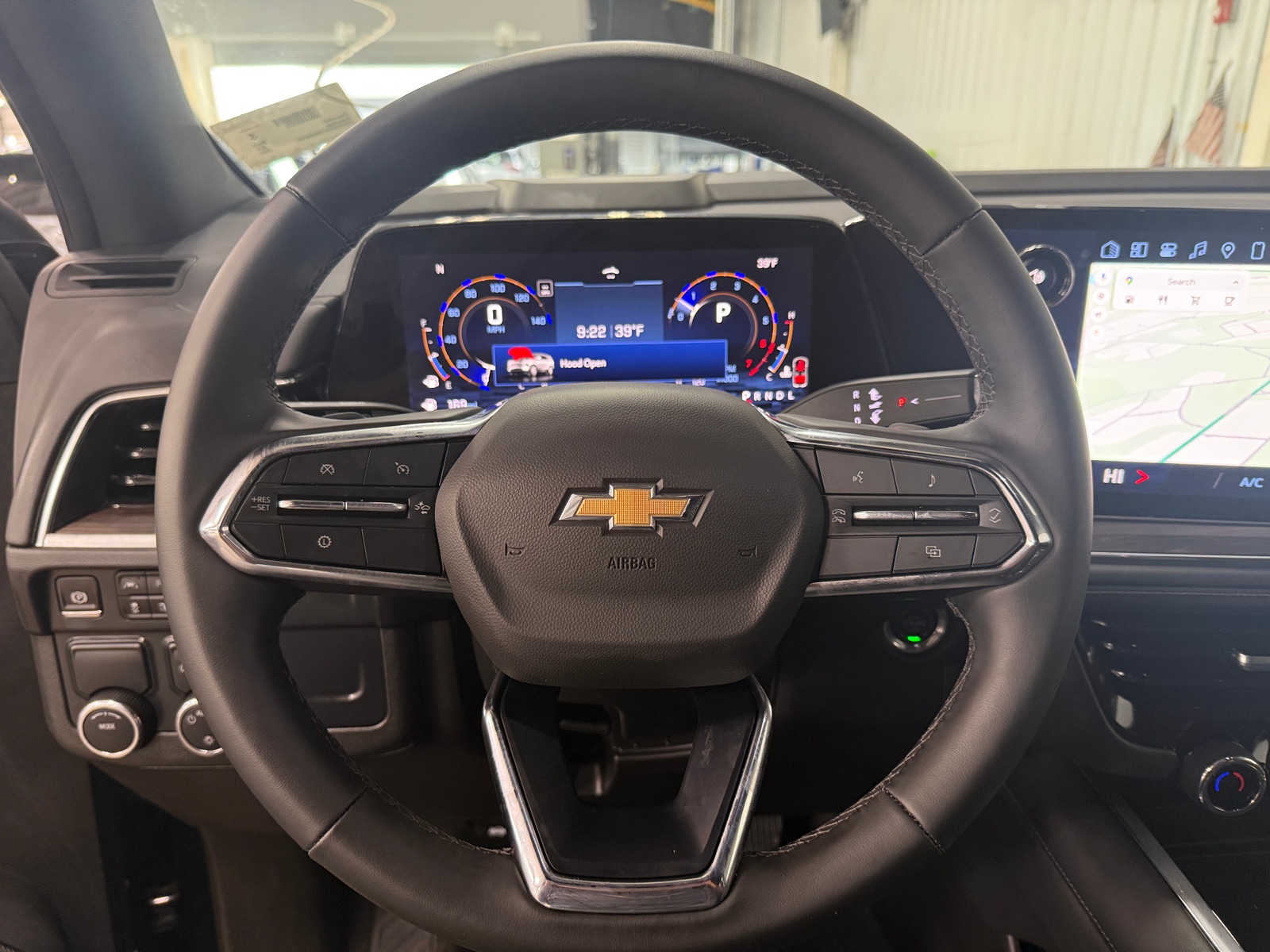 Thumbnail: 2025 Chevrolet Suburban - 5