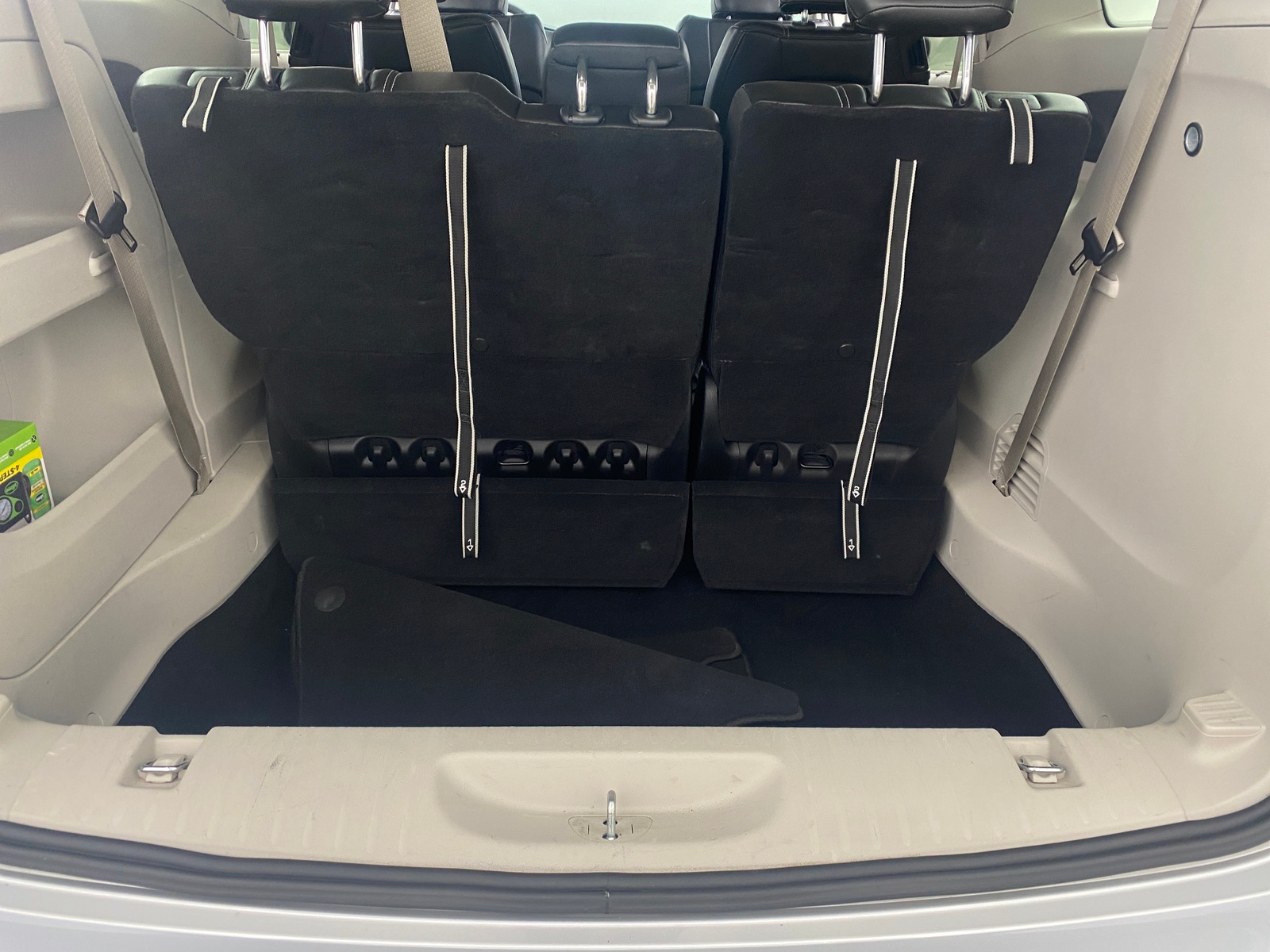 Thumbnail: 2024 Chrysler Pacifica - 6