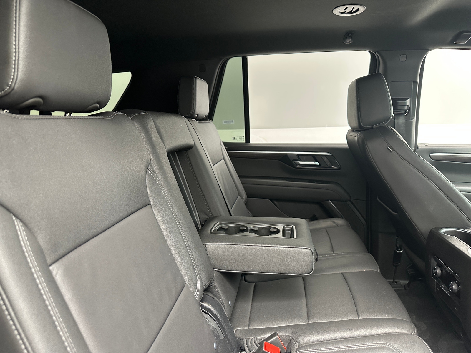 Thumbnail: 2025 Chevrolet Tahoe - 5