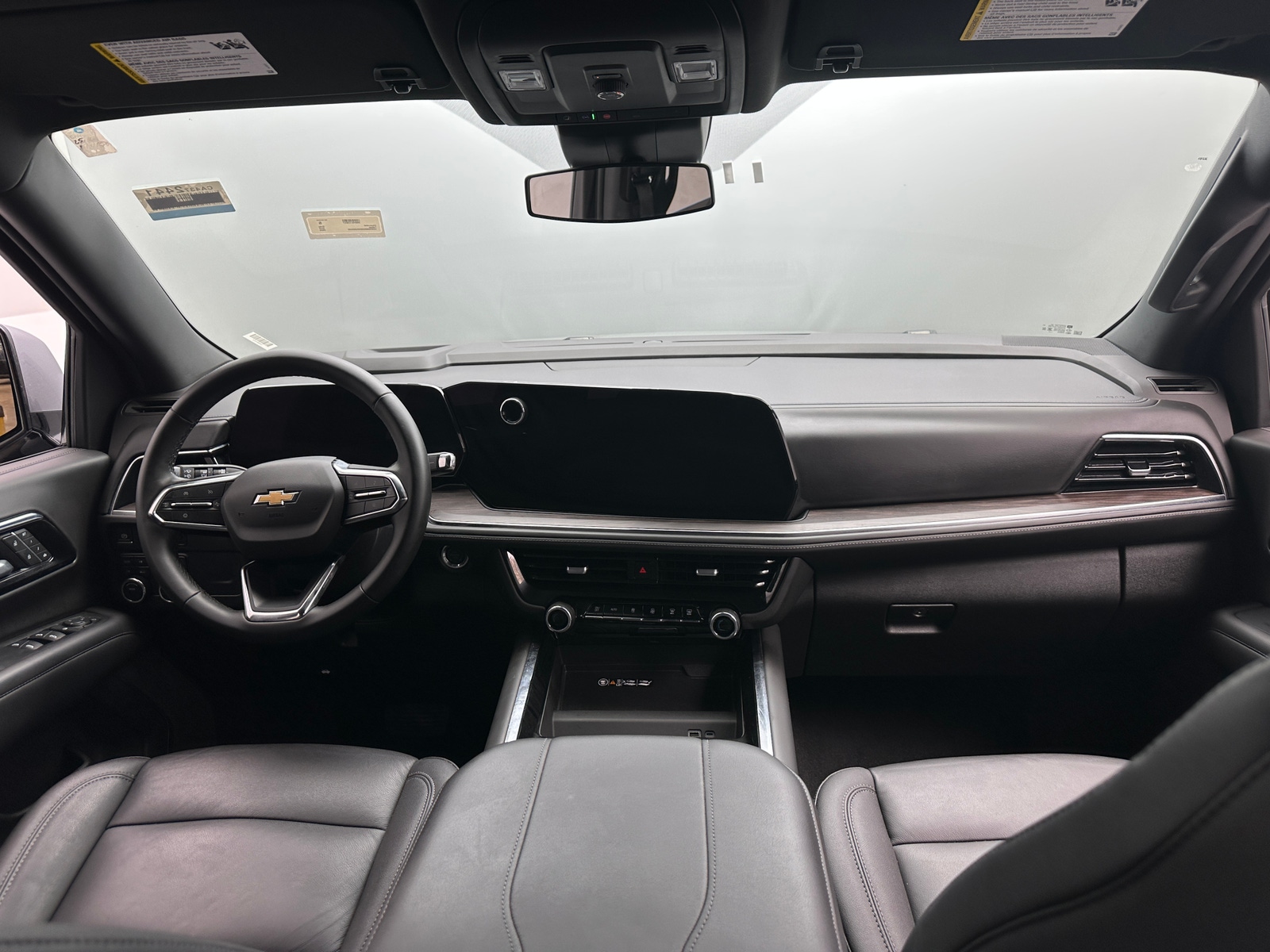 Thumbnail: 2025 Chevrolet Tahoe - 2