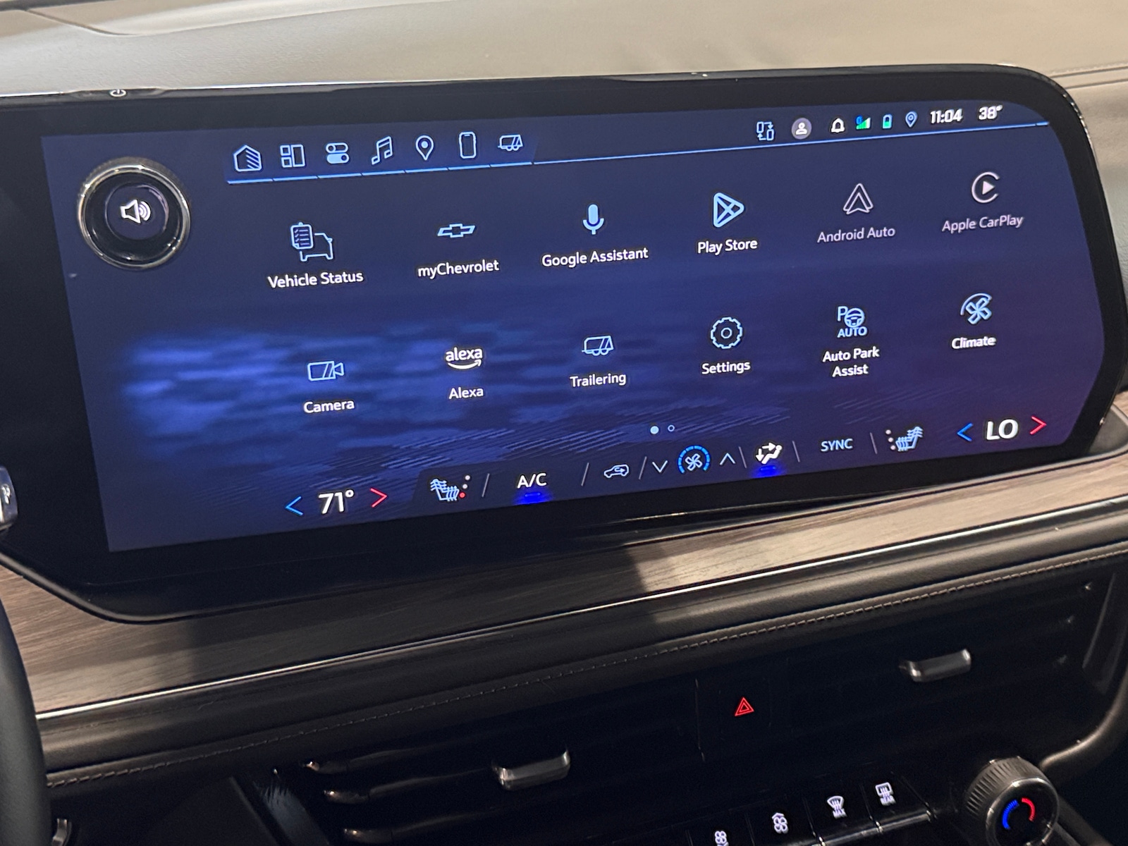 Thumbnail: 2025 Chevrolet Tahoe - 3