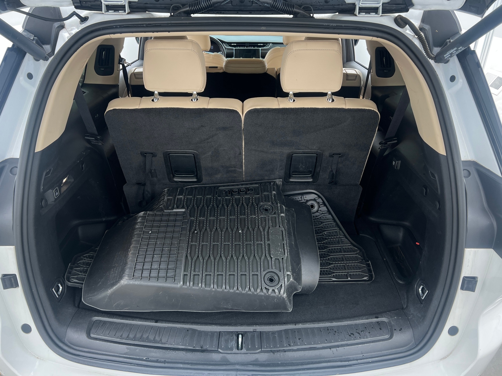 Thumbnail: 2021 Jeep Grand Cherokee L - 6