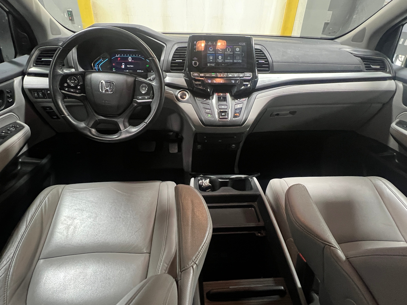 Thumbnail: 2019 Honda Odyssey - 2