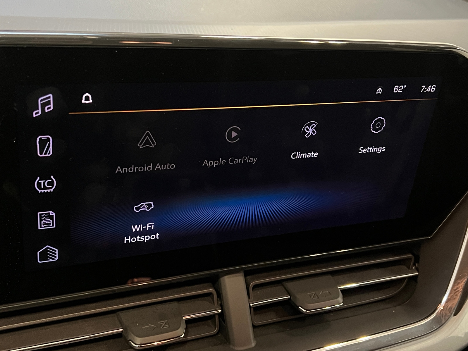 Thumbnail: 2025 Chevrolet Trax - 4