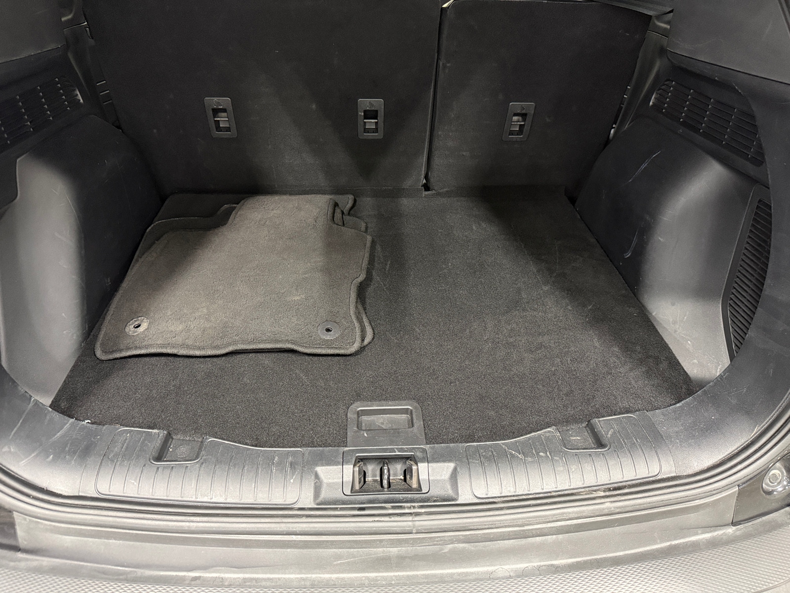 Thumbnail: 2025 Ford Escape - 6