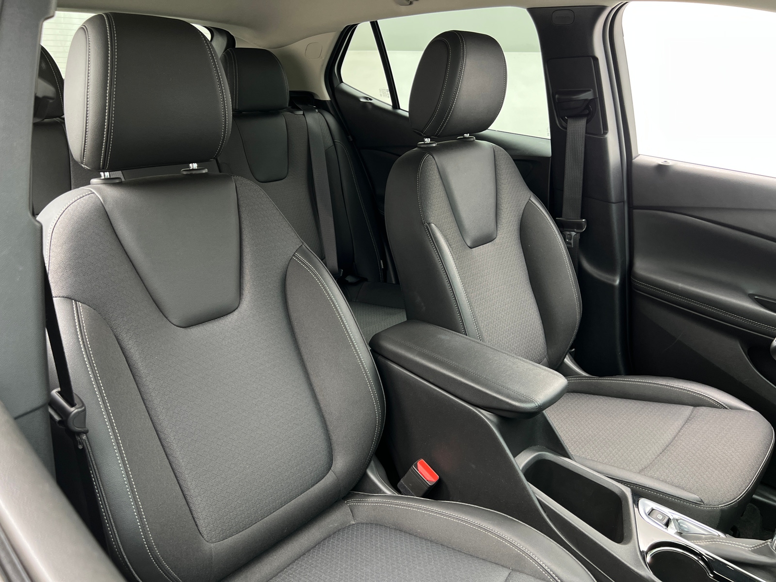 Thumbnail: 2025 Buick Encore GX - 2