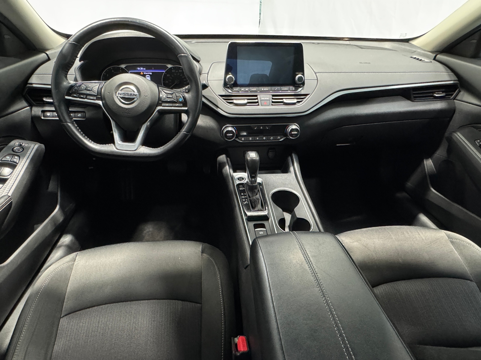 Thumbnail: 2019 Nissan Altima - 3