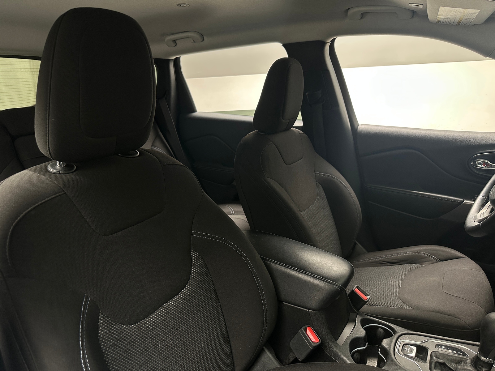 Thumbnail: 2019 Jeep Cherokee - 2