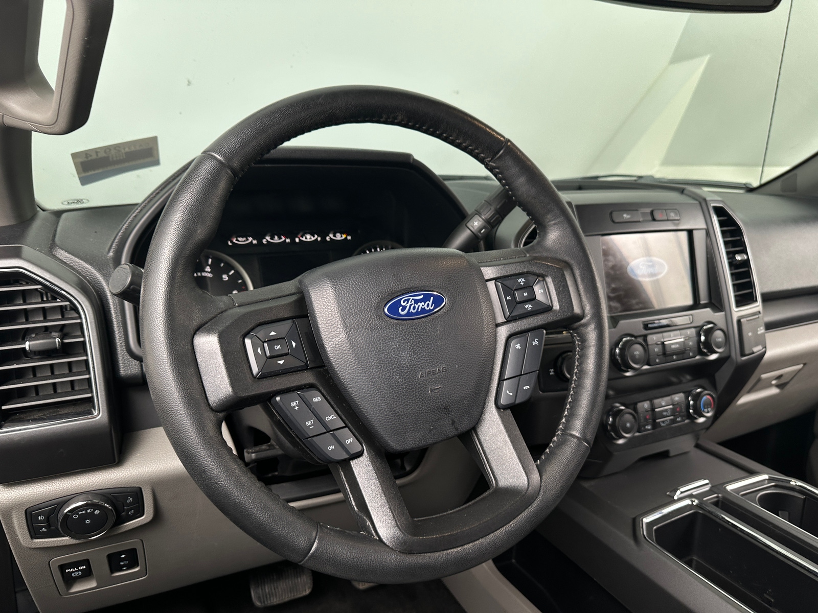 Thumbnail: 2020 Ford Econoline - 5