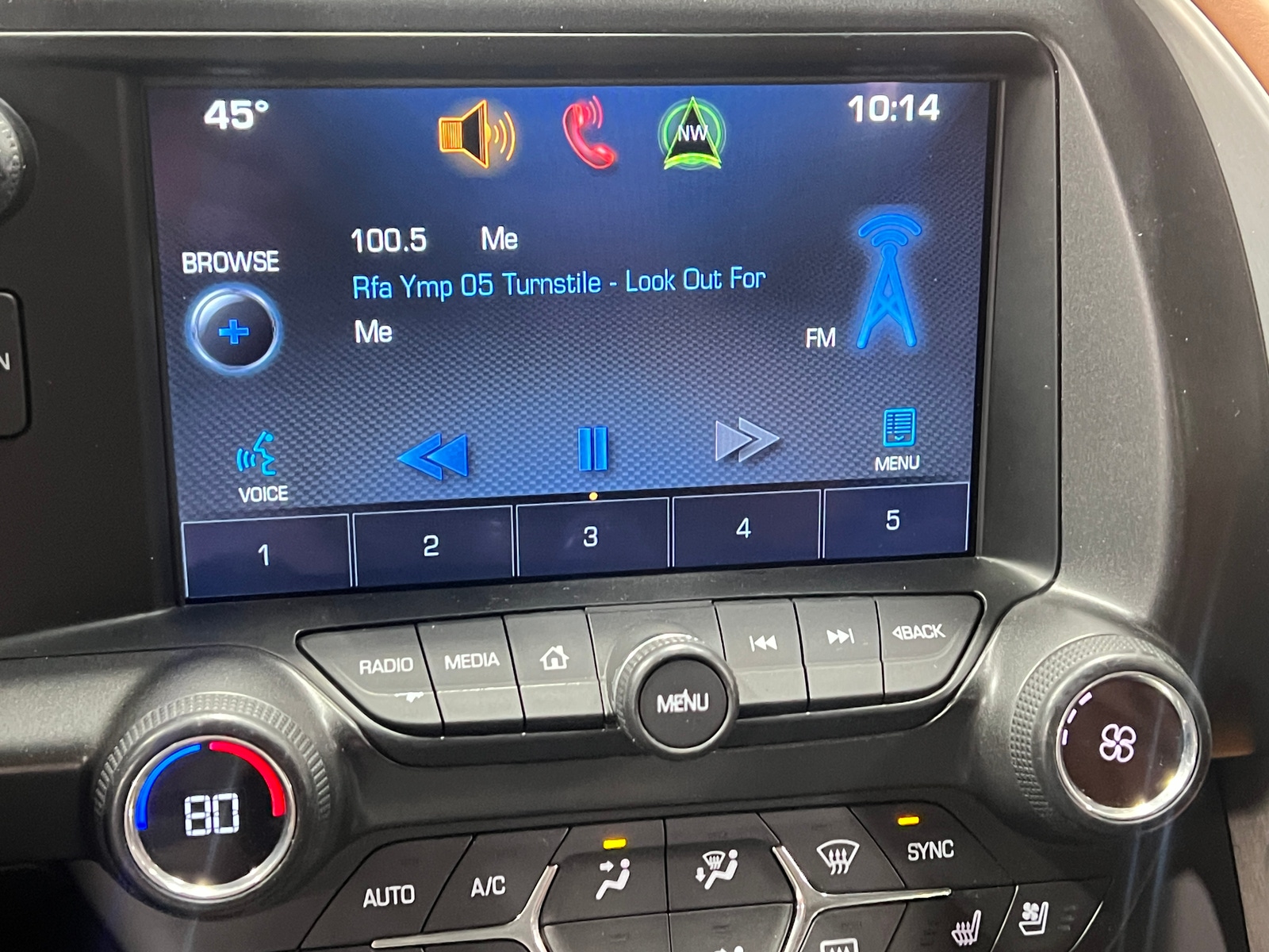 Thumbnail: 2014 Chevrolet Corvette - 2