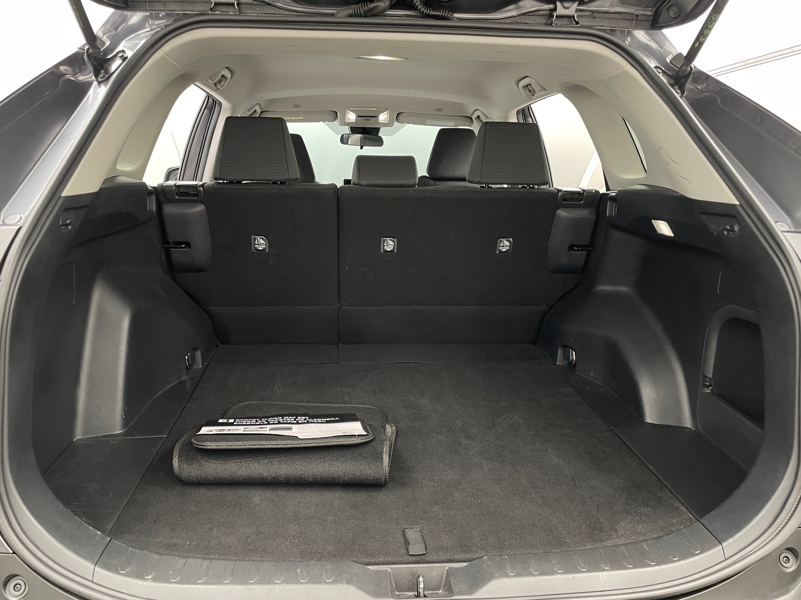 Thumbnail: 2025 Toyota RAV4 - 7