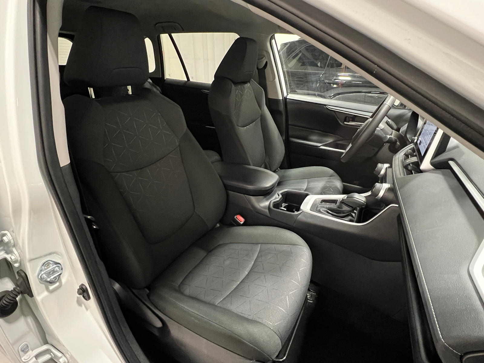 Thumbnail: 2025 Toyota RAV4 - 2