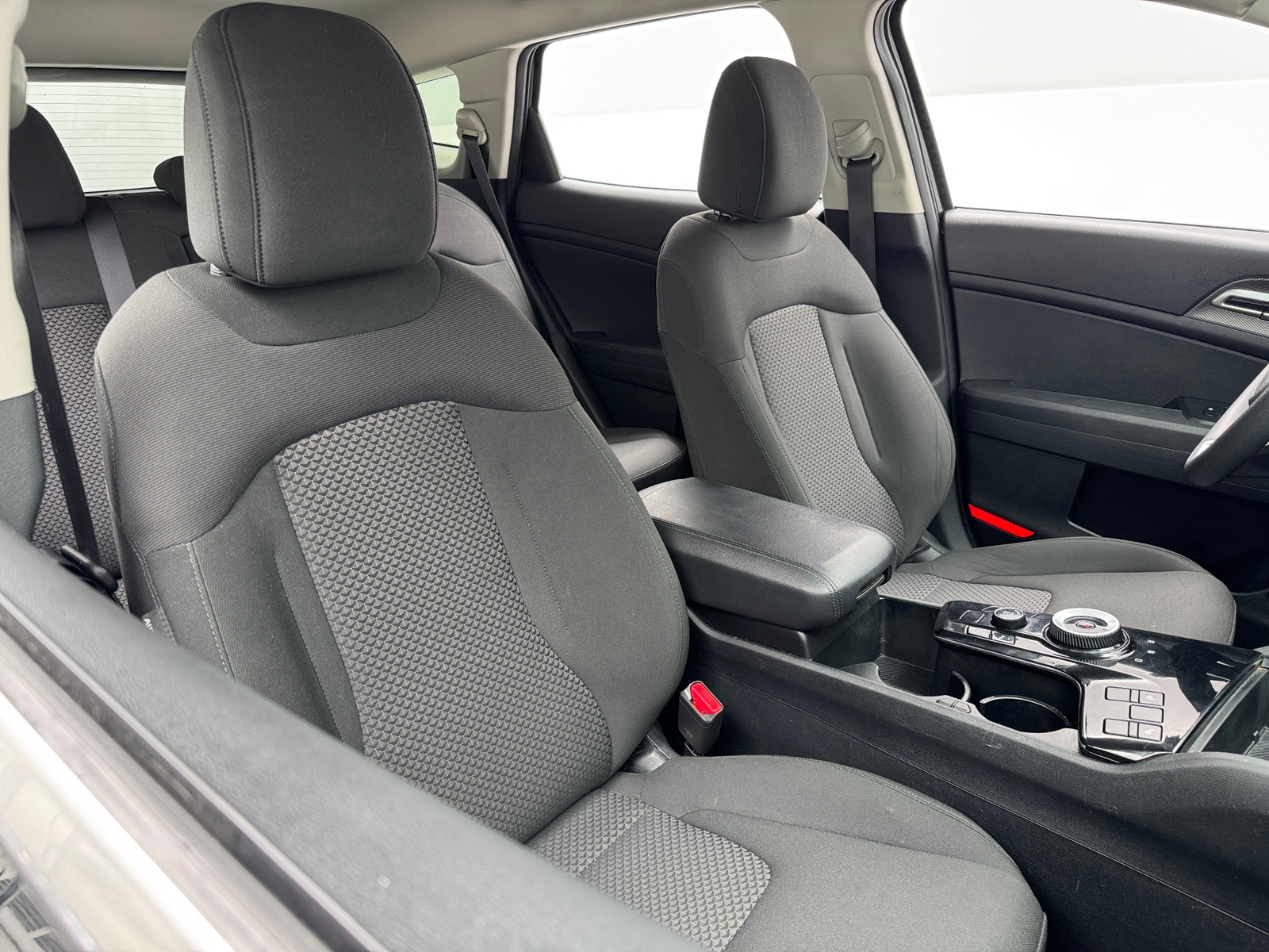 Thumbnail: 2023 Kia Sportage - 2