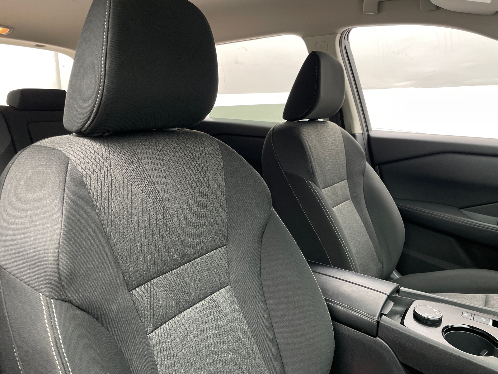 Thumbnail: 2025 Nissan Rogue - 2