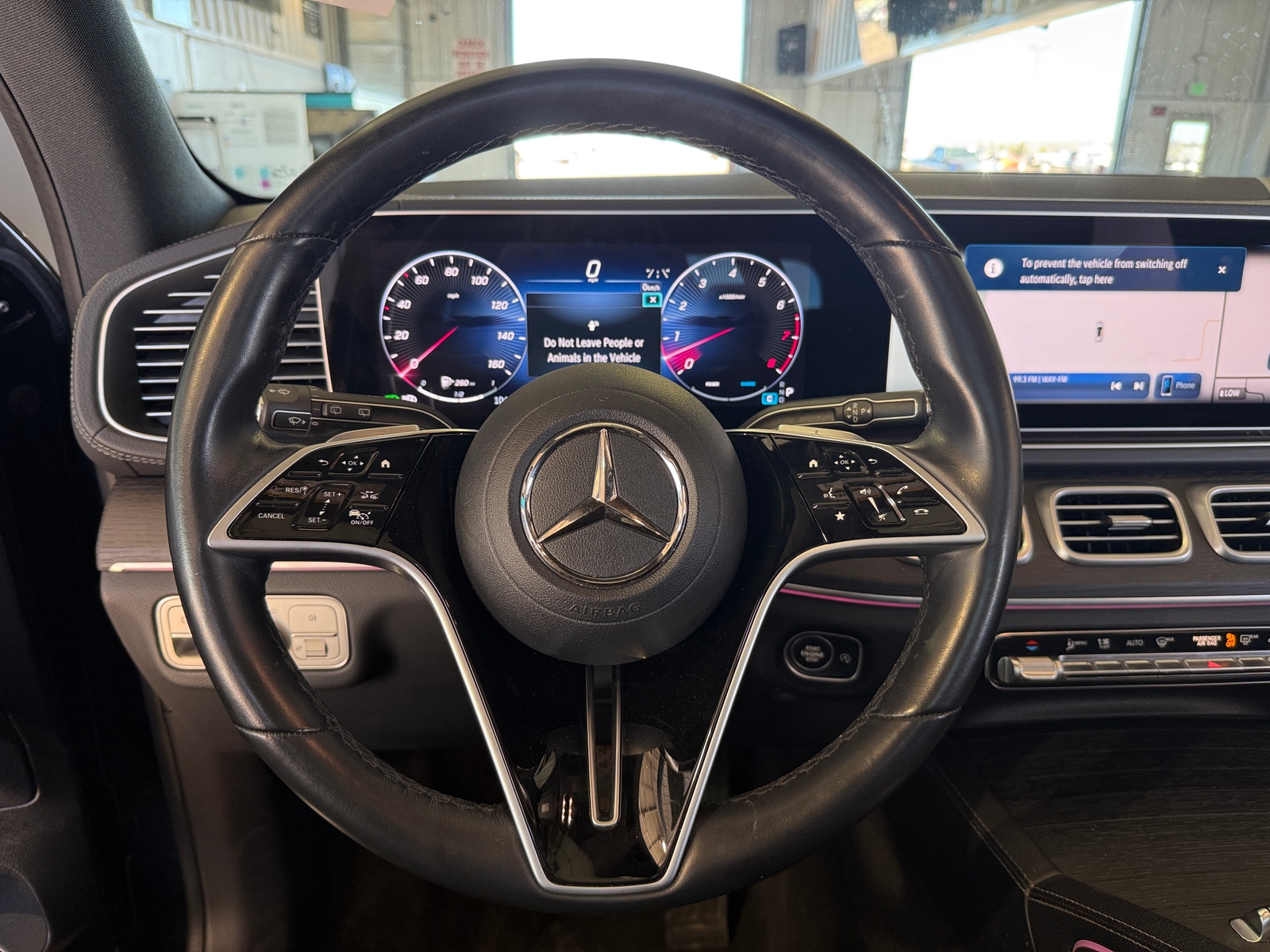 Thumbnail: 2024 Mercedes-Benz GLS - 4