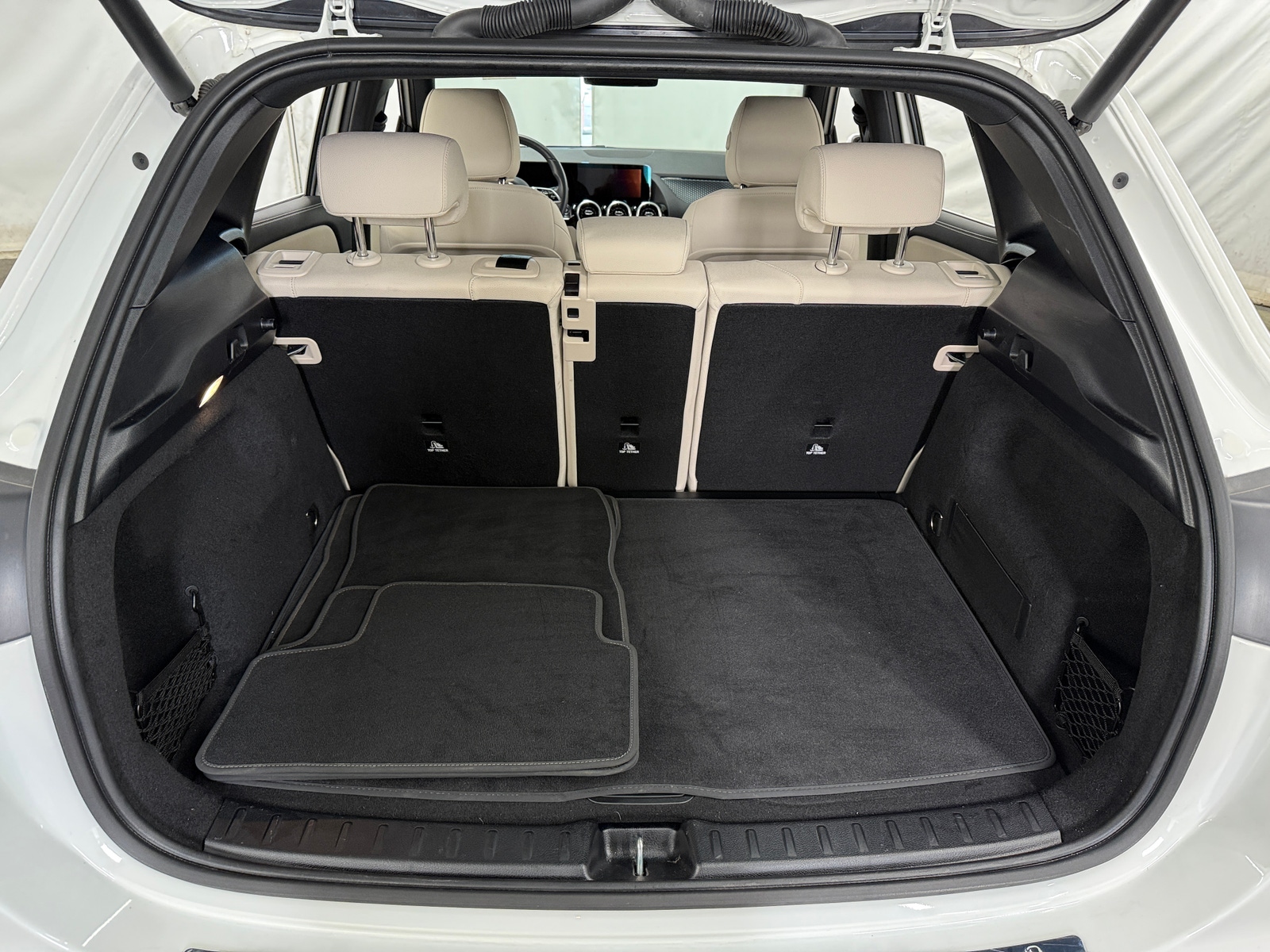 Thumbnail: 2025 Mercedes-Benz GLA - 6