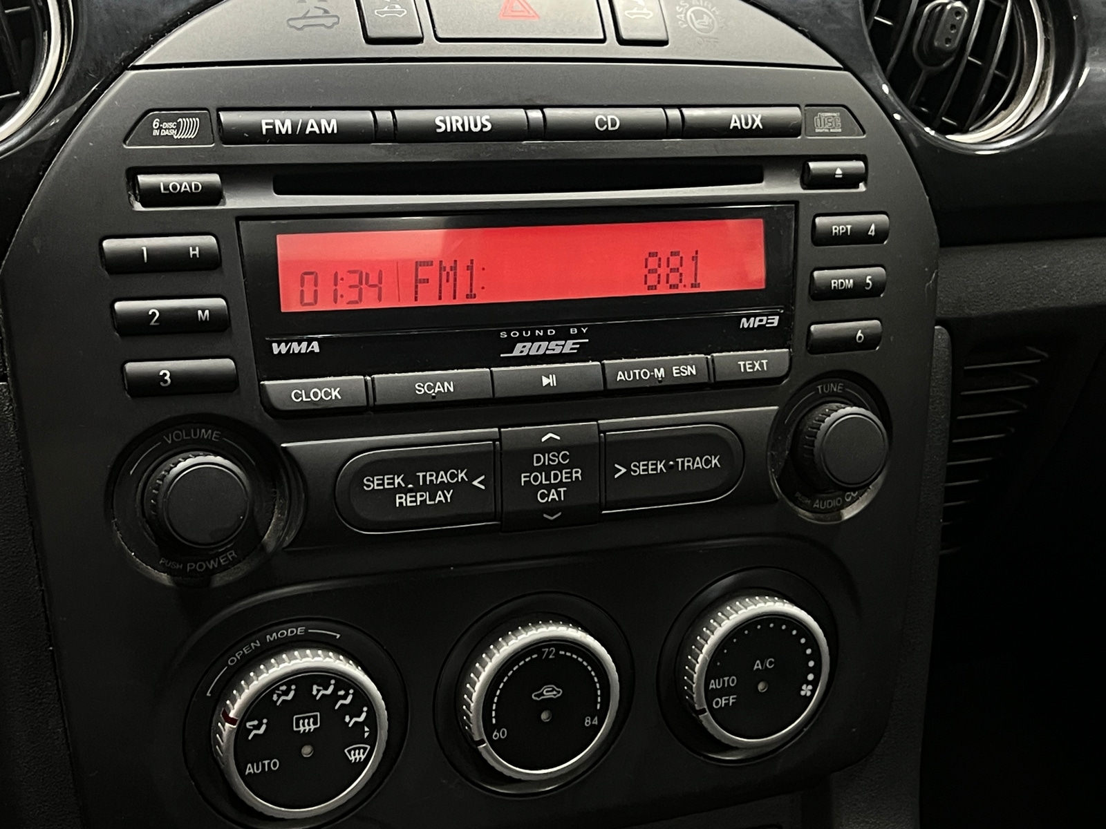 Thumbnail: 2013 Mazda MX-5 Miata - 3