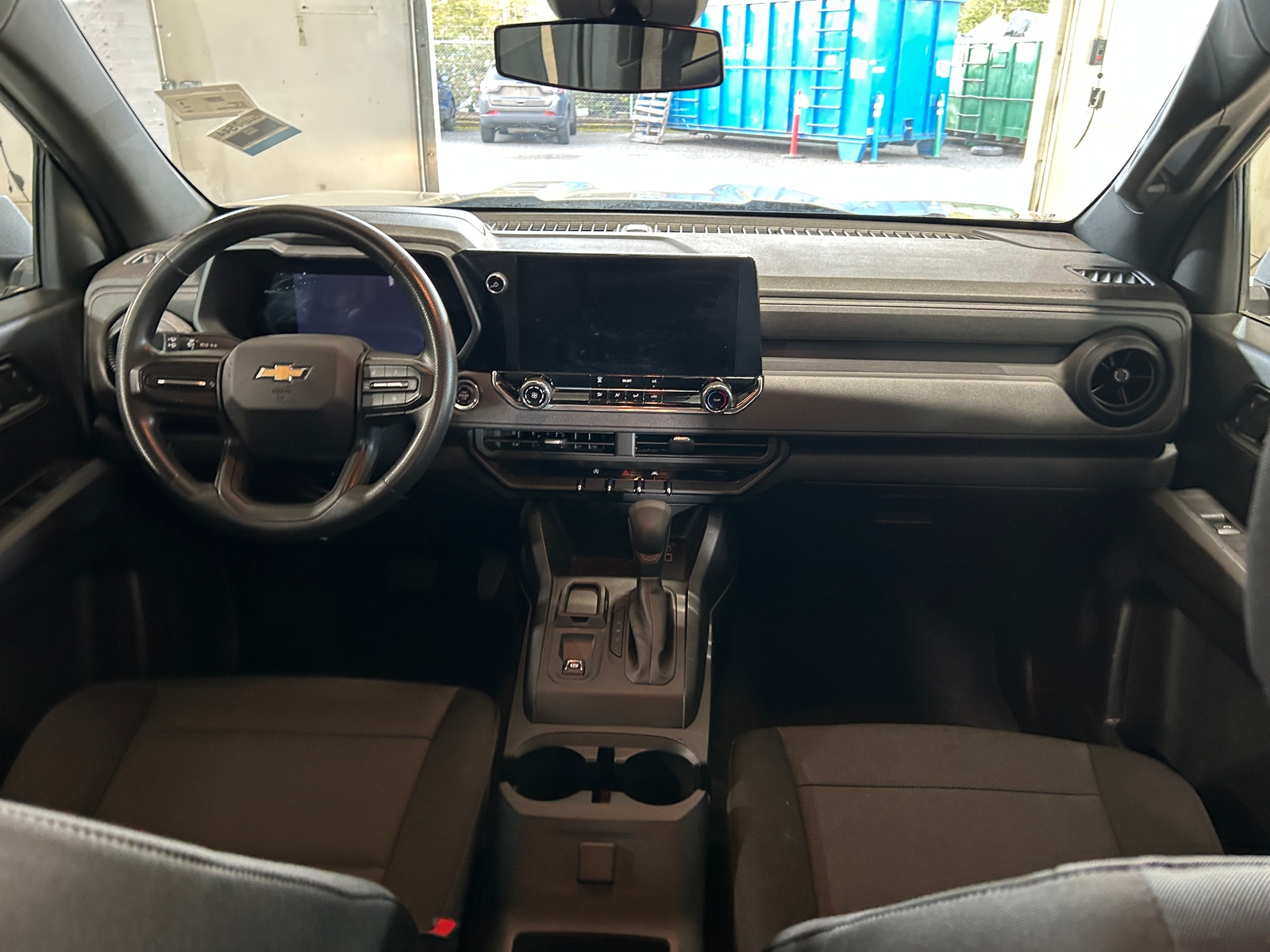 Thumbnail: 2023 Chevrolet Colorado - 3