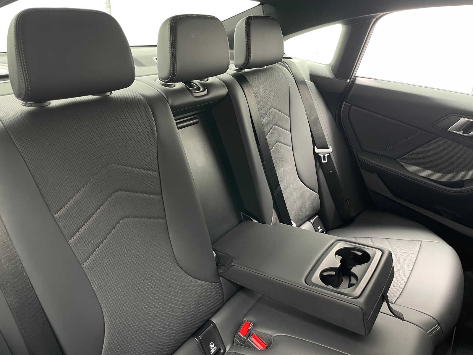 Thumbnail: 2025 BMW 2 Series - 5