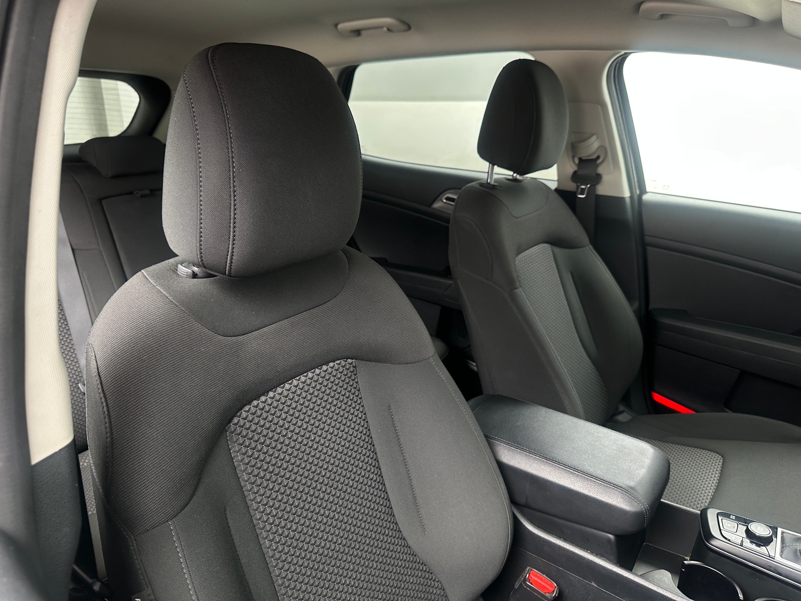 Thumbnail: 2024 Kia Sportage - 2