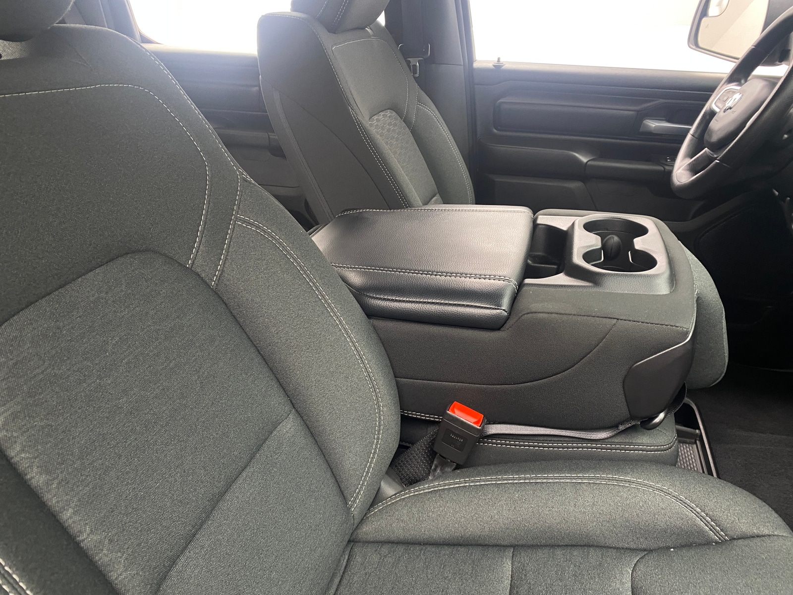 Thumbnail: 2025 RAM 1500 - 2