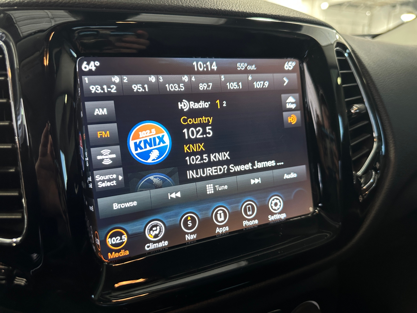 Thumbnail: 2020 Jeep Compass - 4