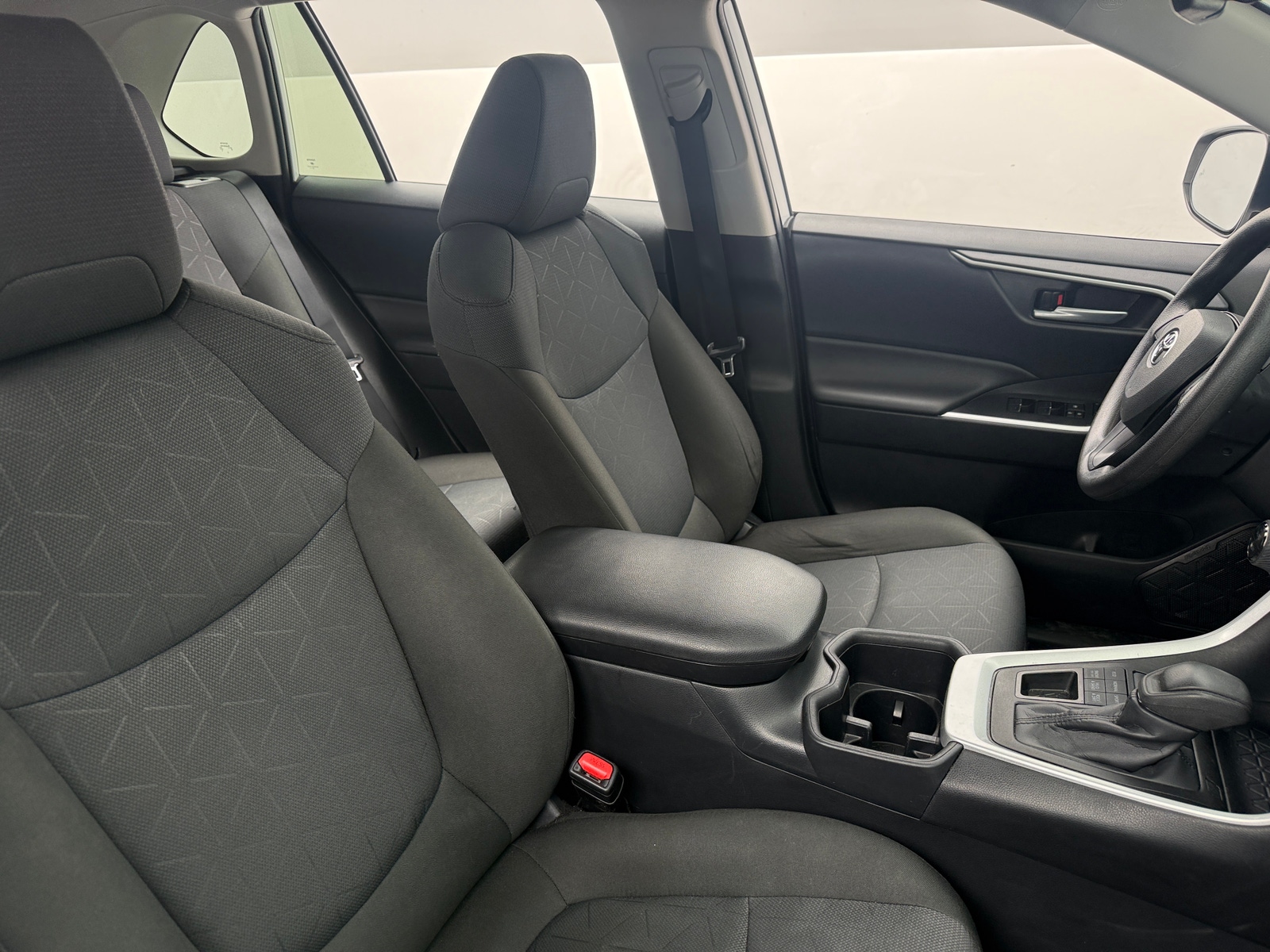 Thumbnail: 2025 Toyota RAV4 - 2