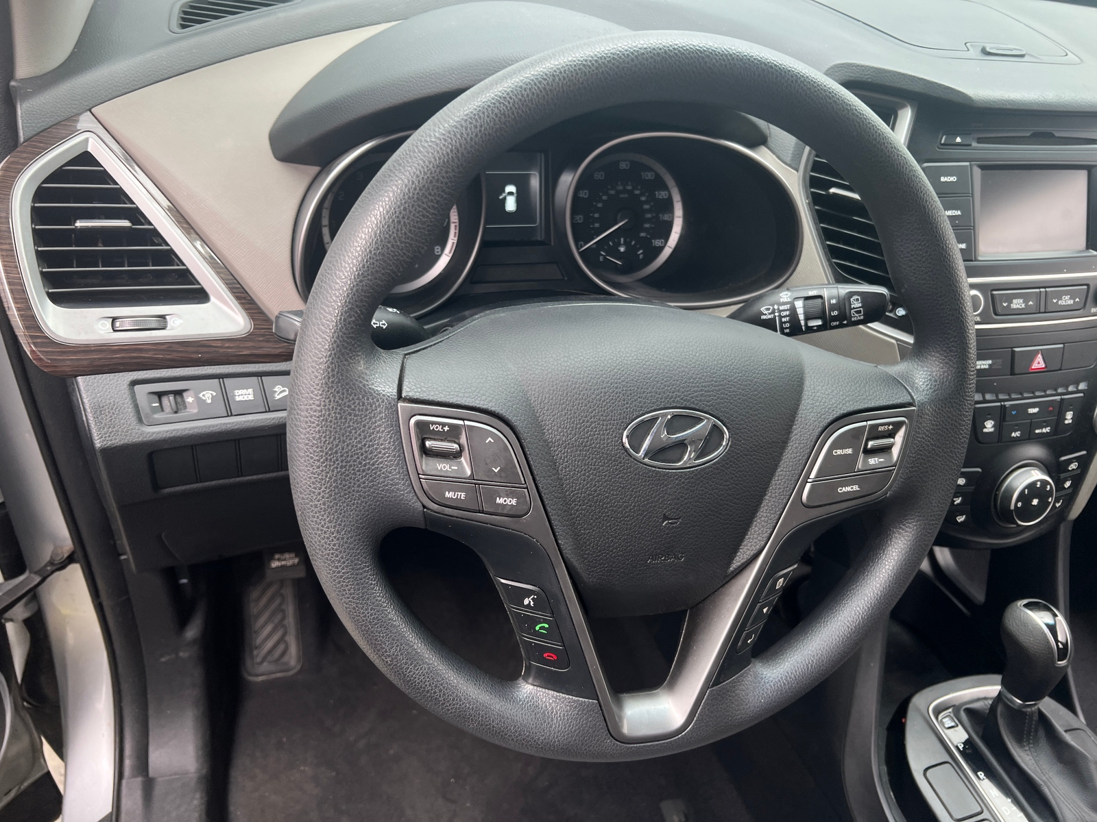 Thumbnail: 2017 Hyundai Santa Fe - 5