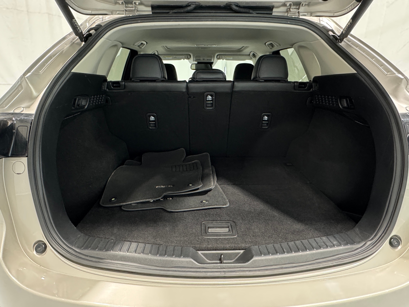 Thumbnail: 2025 Mazda CX-5 - 6