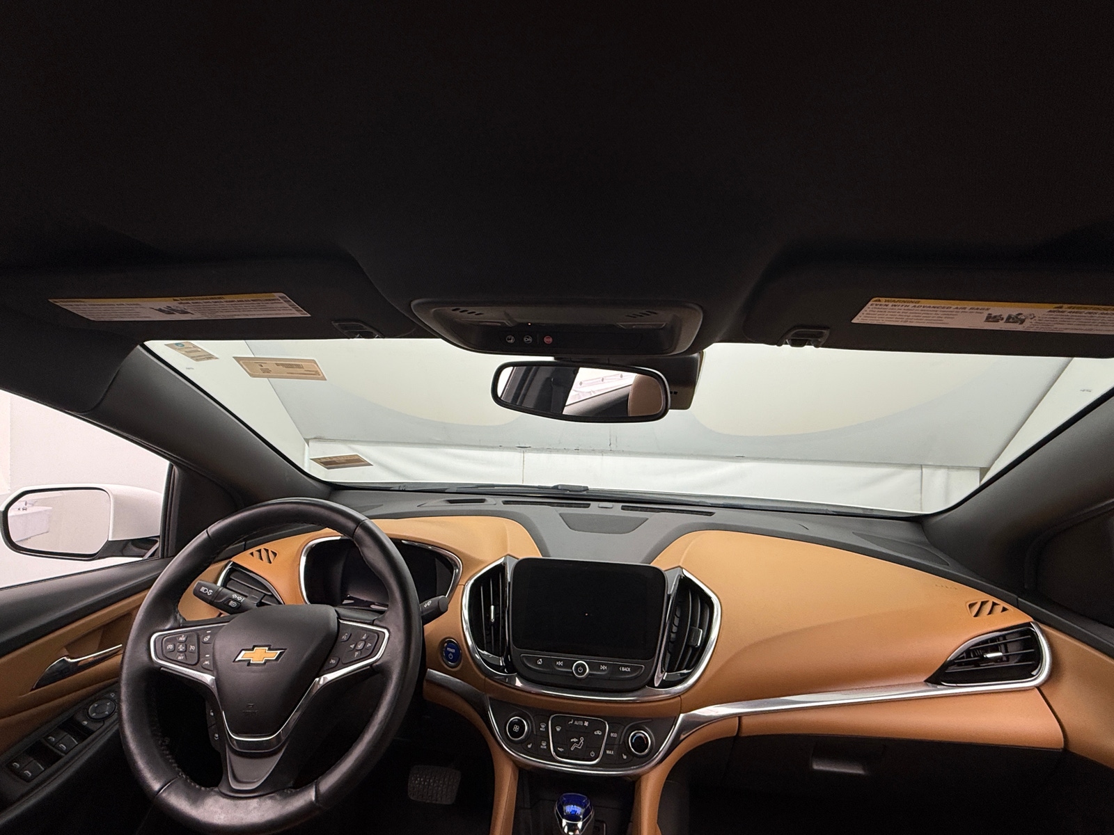 Thumbnail: 2016 Chevrolet Volt - 2