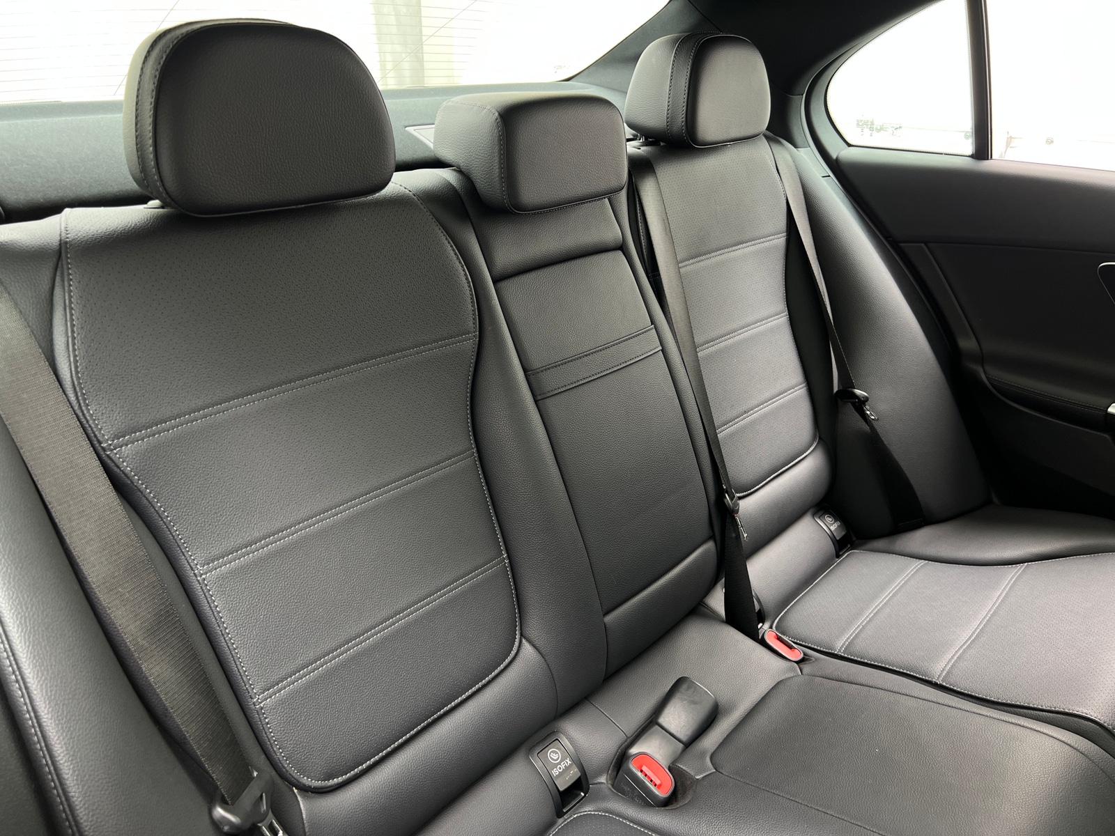 Thumbnail: 2025 Mercedes-Benz C-Class - 5