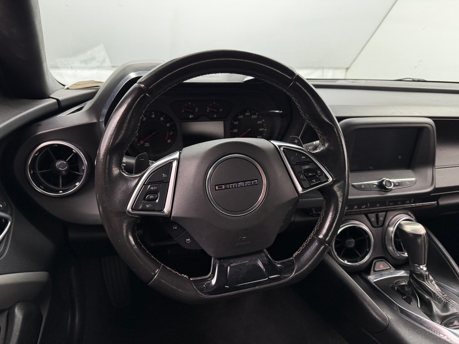 Thumbnail: 2018 Chevrolet Camaro - 4