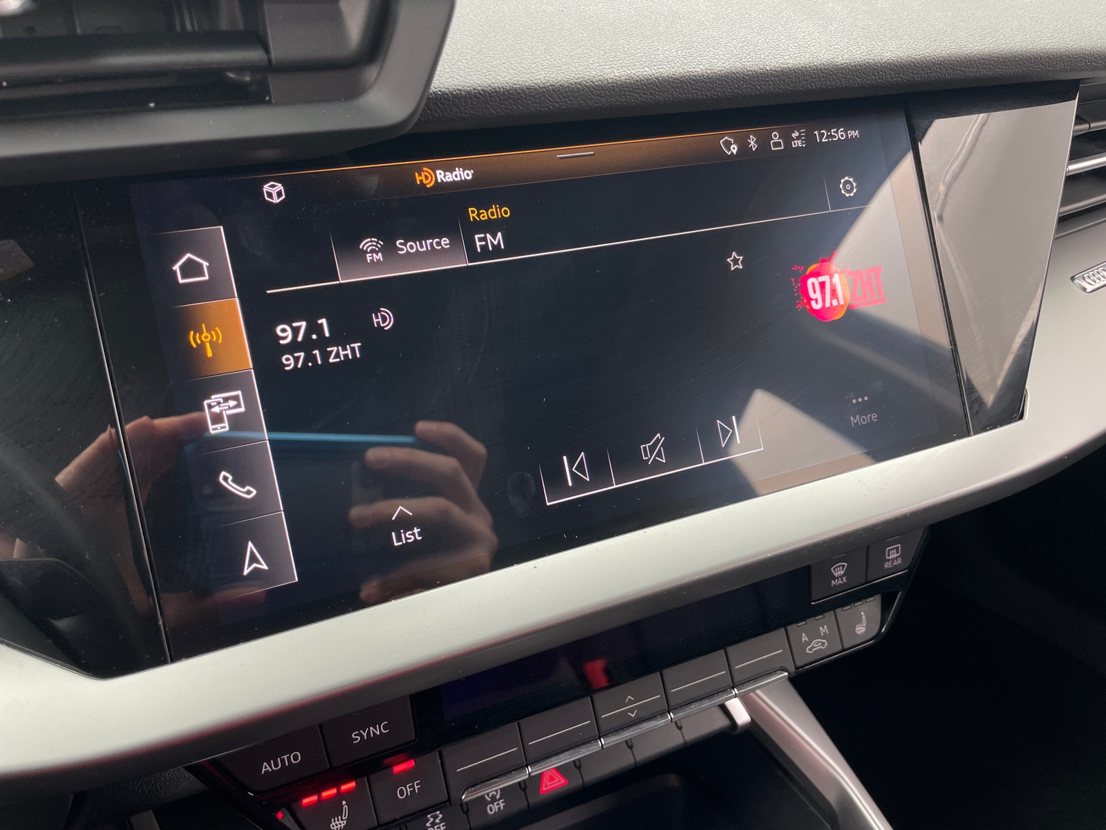 Thumbnail: 2022 Audi A3 - 3