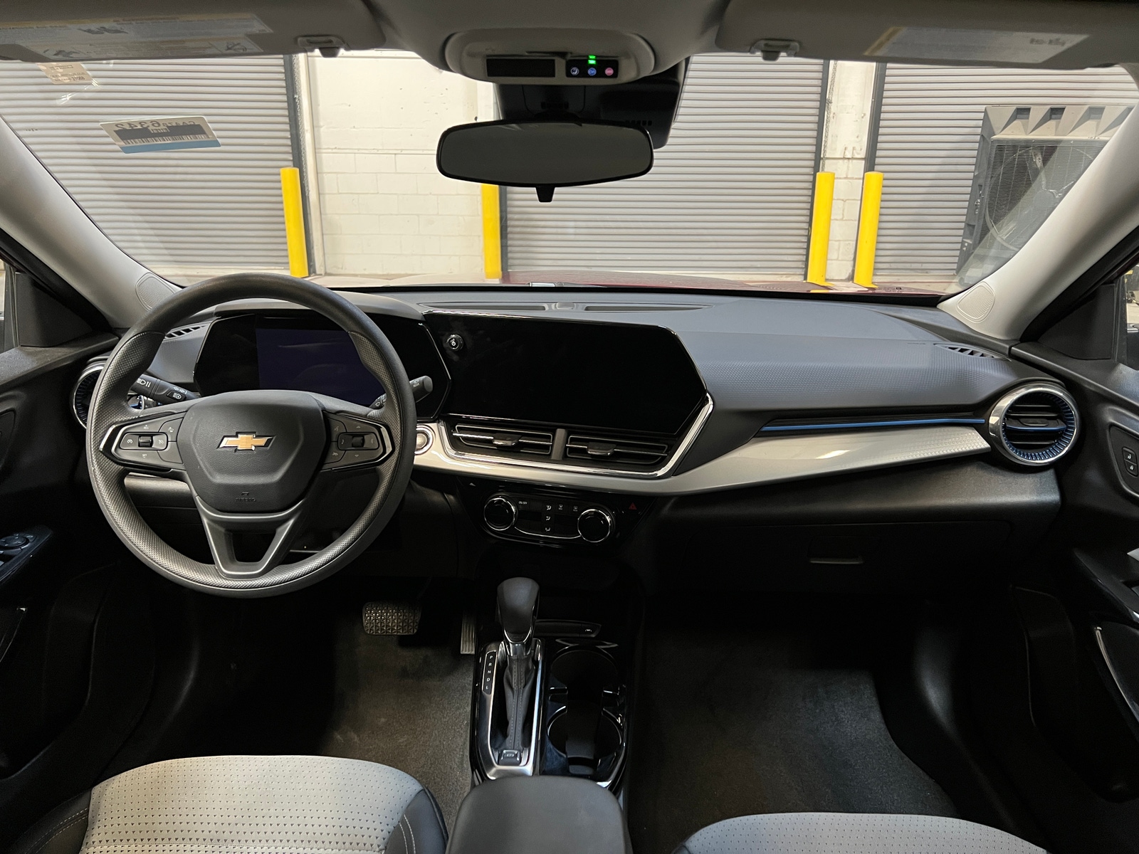 Thumbnail: 2025 Chevrolet Trax - 3