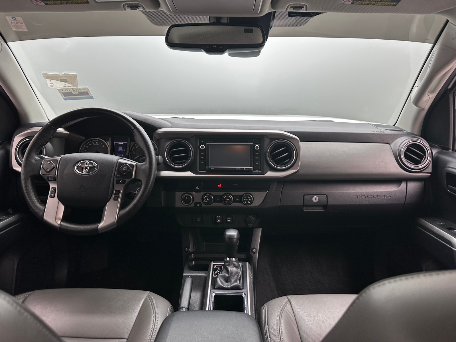 Thumbnail: 2019 Toyota Tacoma - 3