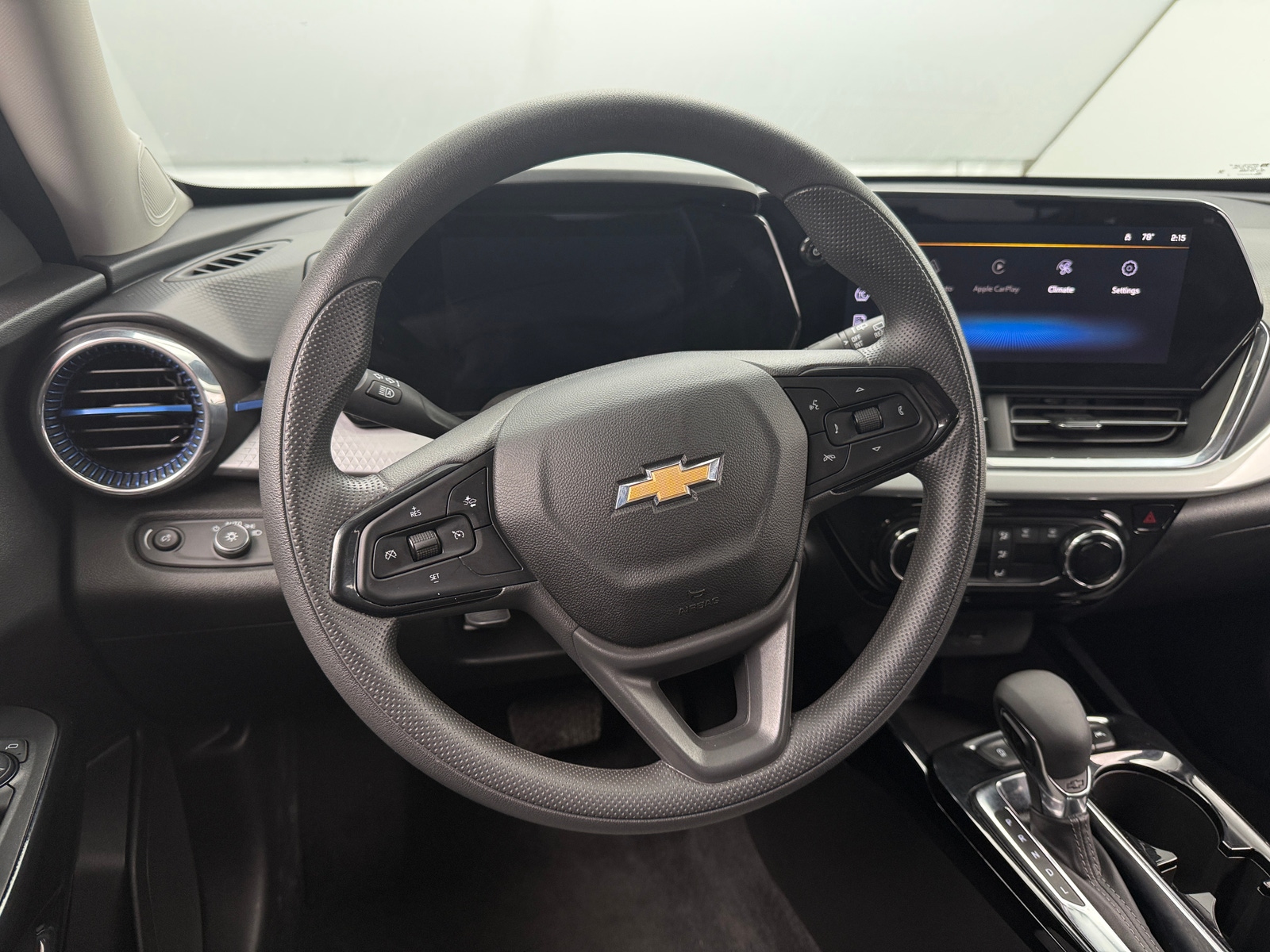 Thumbnail: 2025 Chevrolet Trax - 5