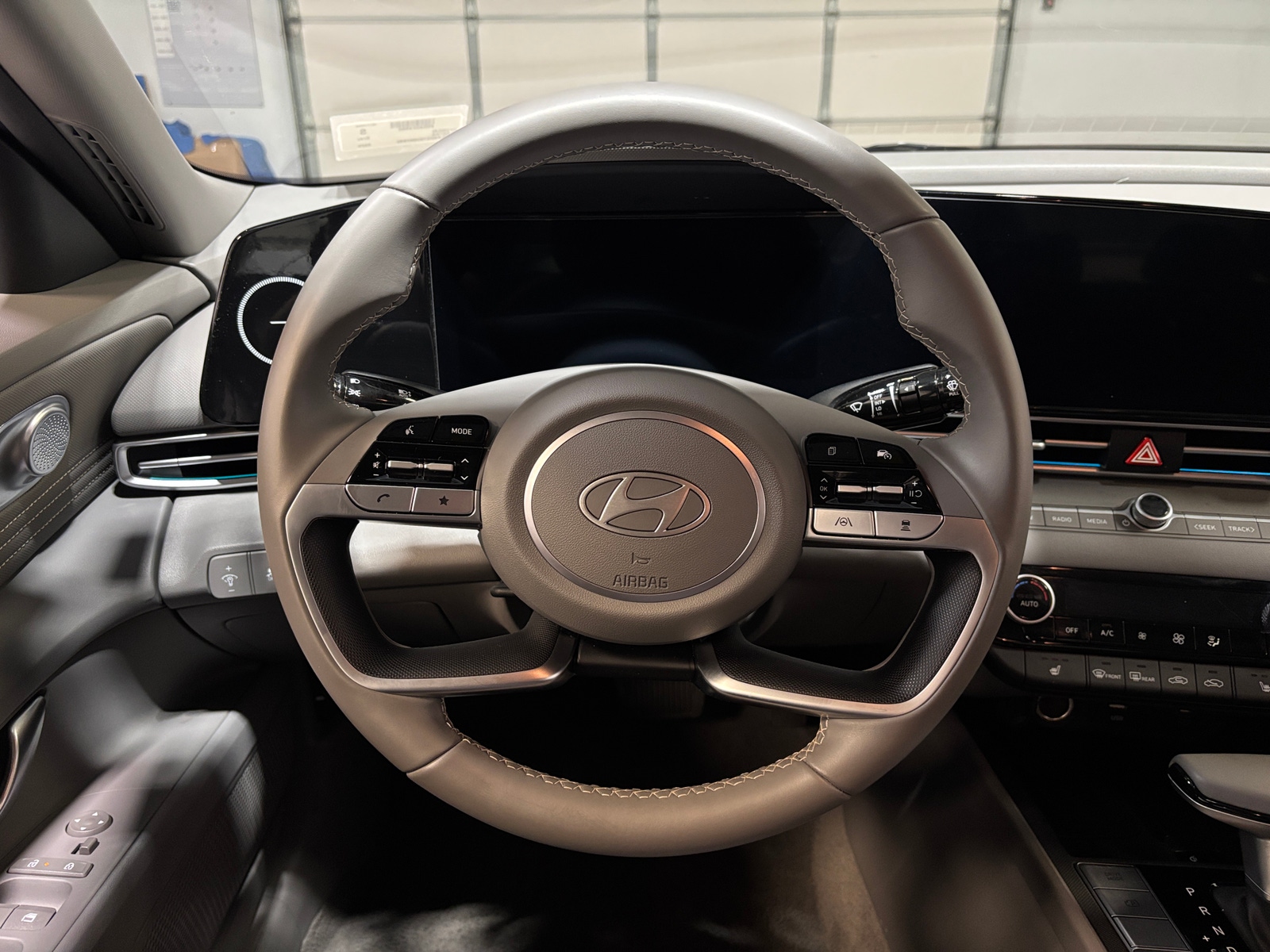 Thumbnail: 2025 Hyundai Elantra - 5