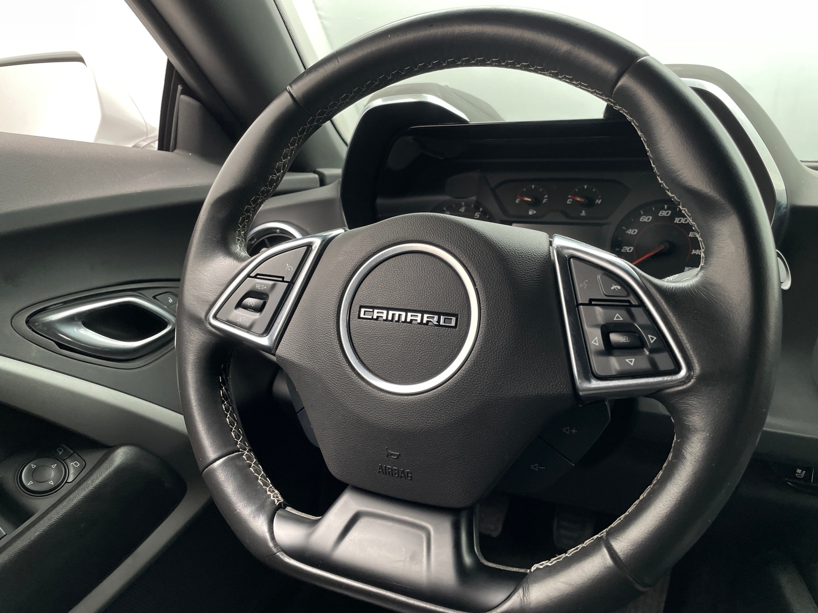 Thumbnail: 2023 Chevrolet Camaro - 3