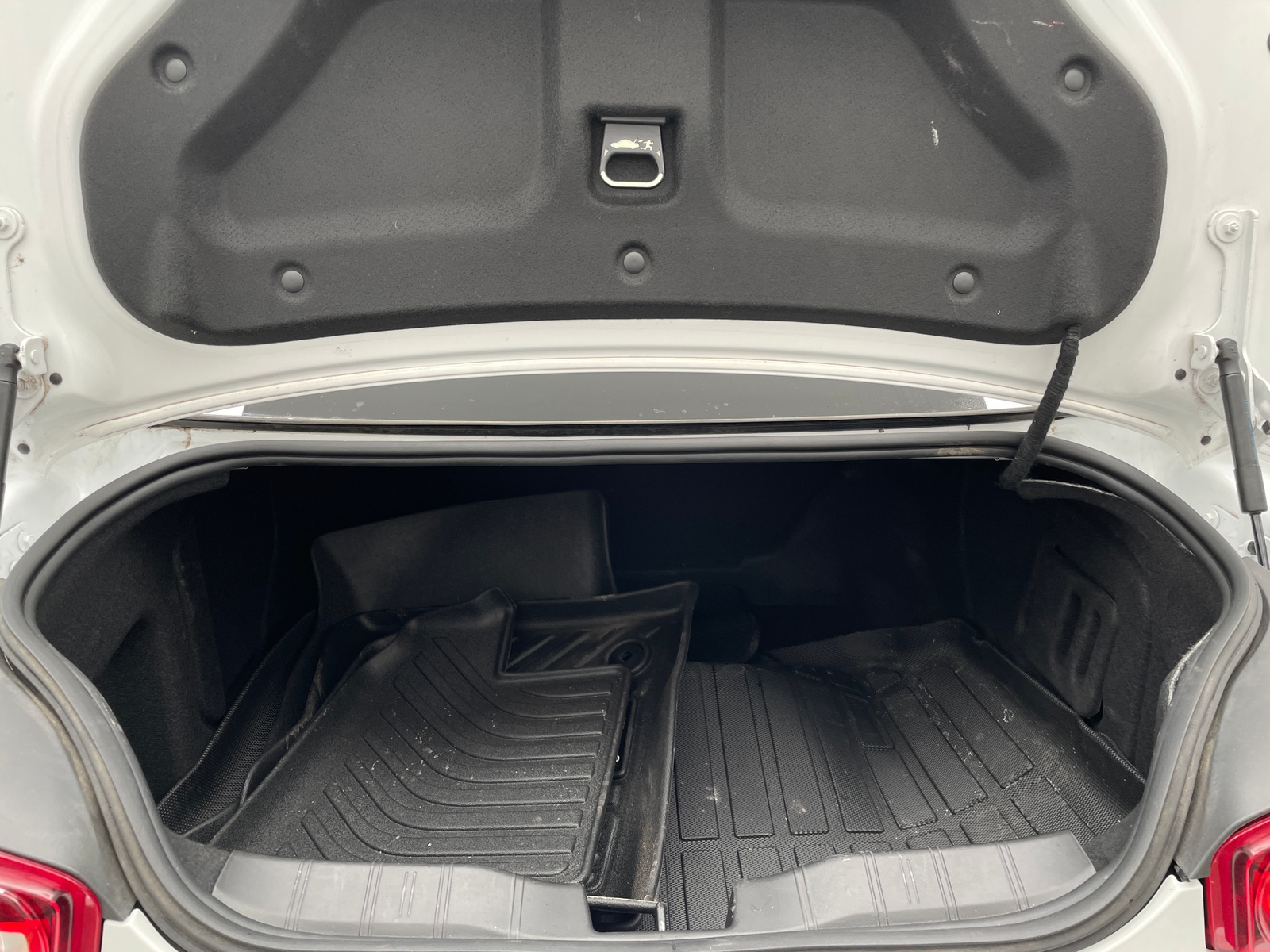 Thumbnail: 2023 Chevrolet Camaro - 4