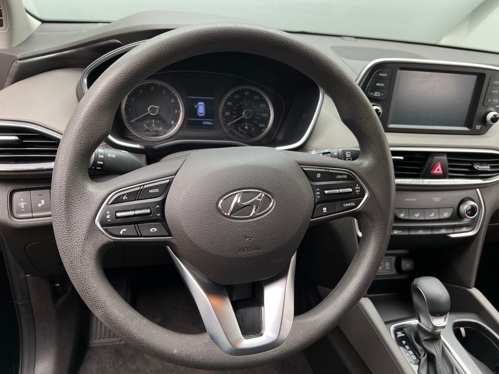 Thumbnail: 2019 Hyundai Santa Fe - 5