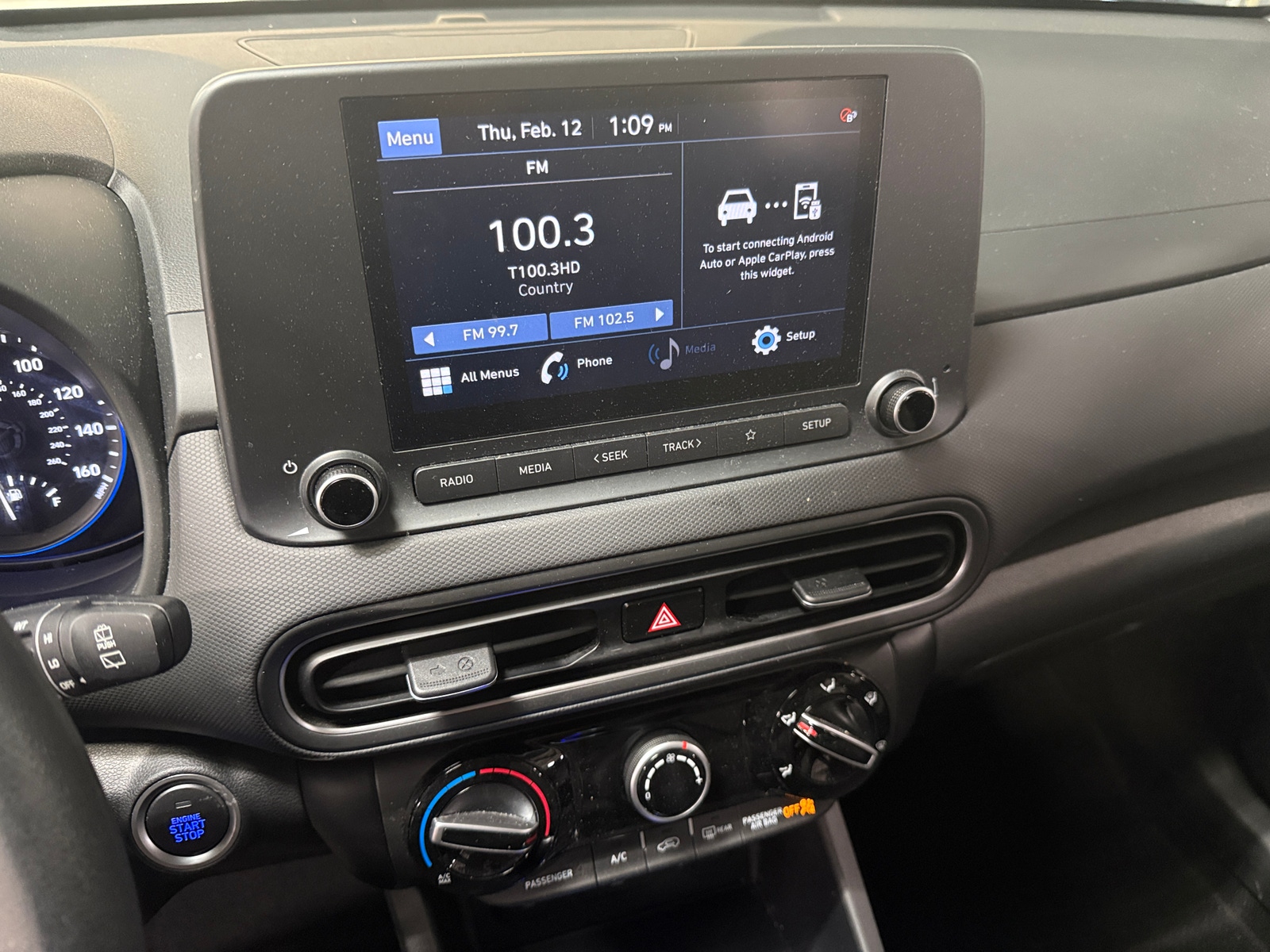 Thumbnail: 2022 Hyundai Kona - 4