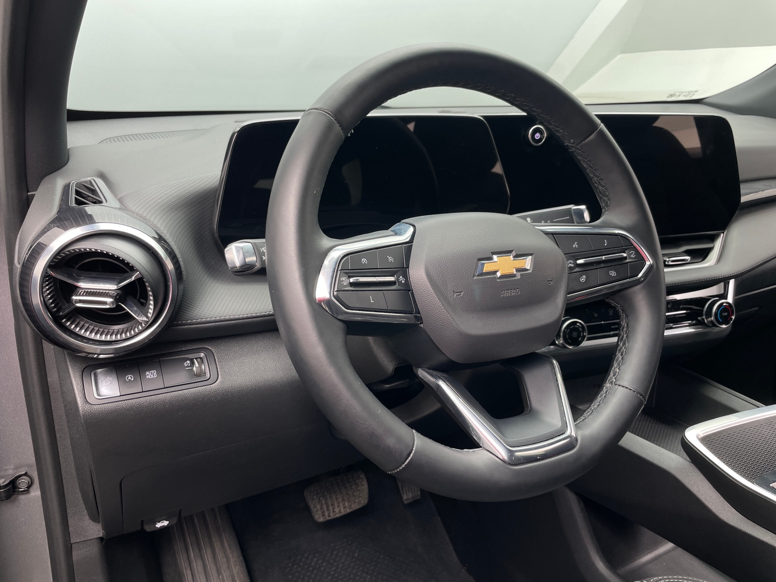 Thumbnail: 2025 Chevrolet Equinox - 5