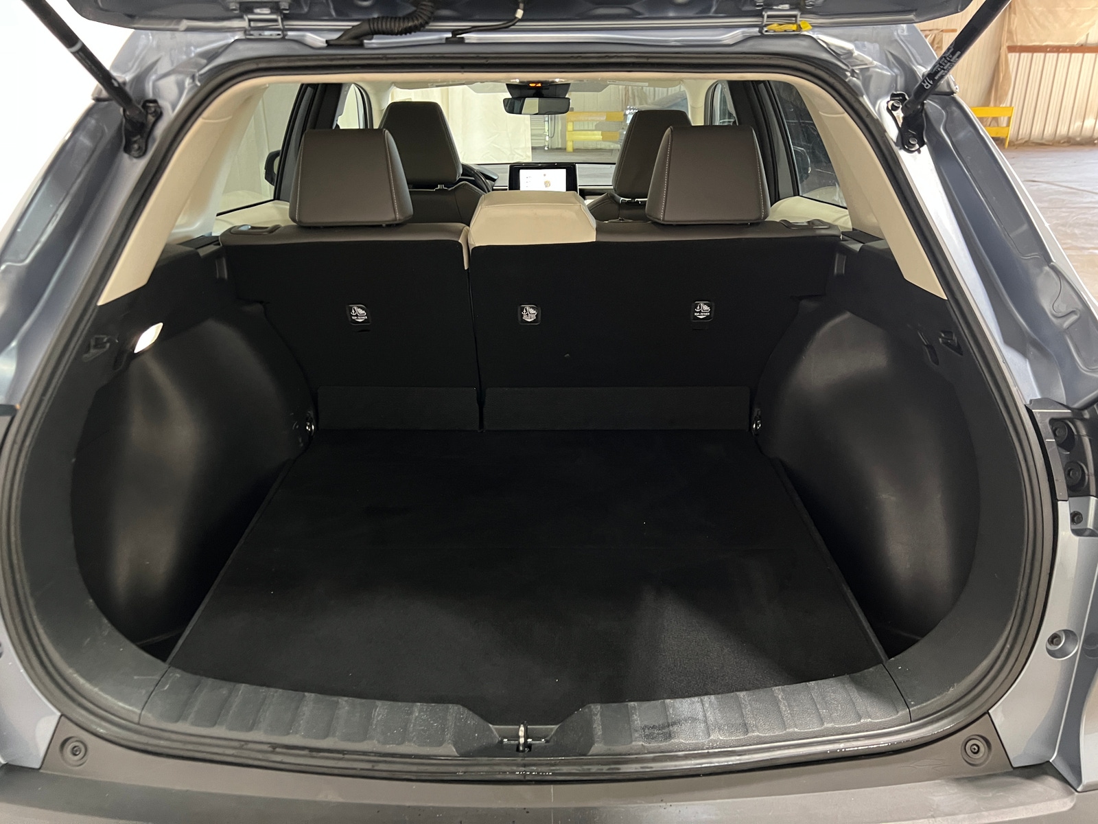 Thumbnail: 2023 Toyota Corolla Cross - 6