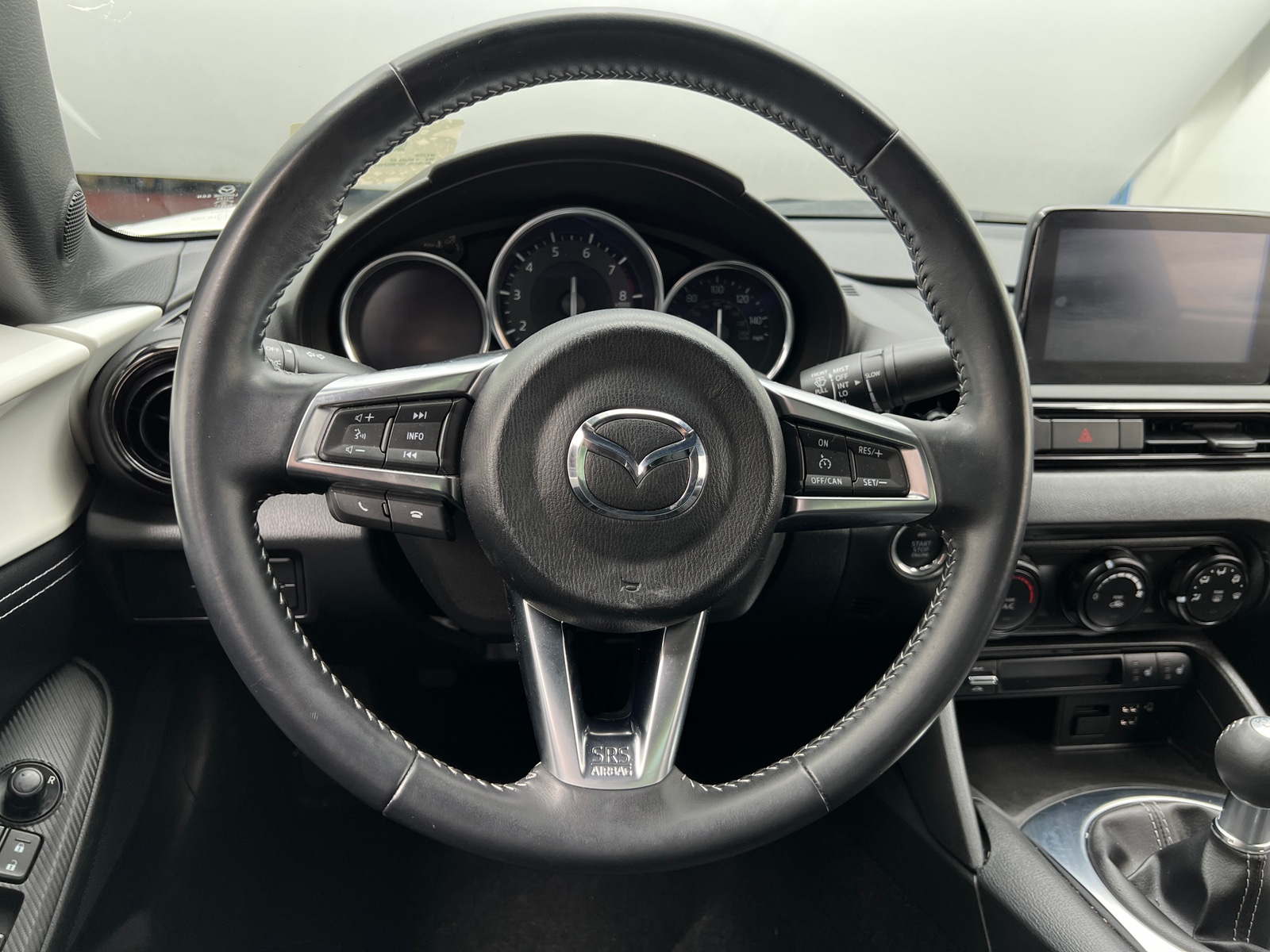 Thumbnail: 2023 Mazda MX-5 Miata - 4