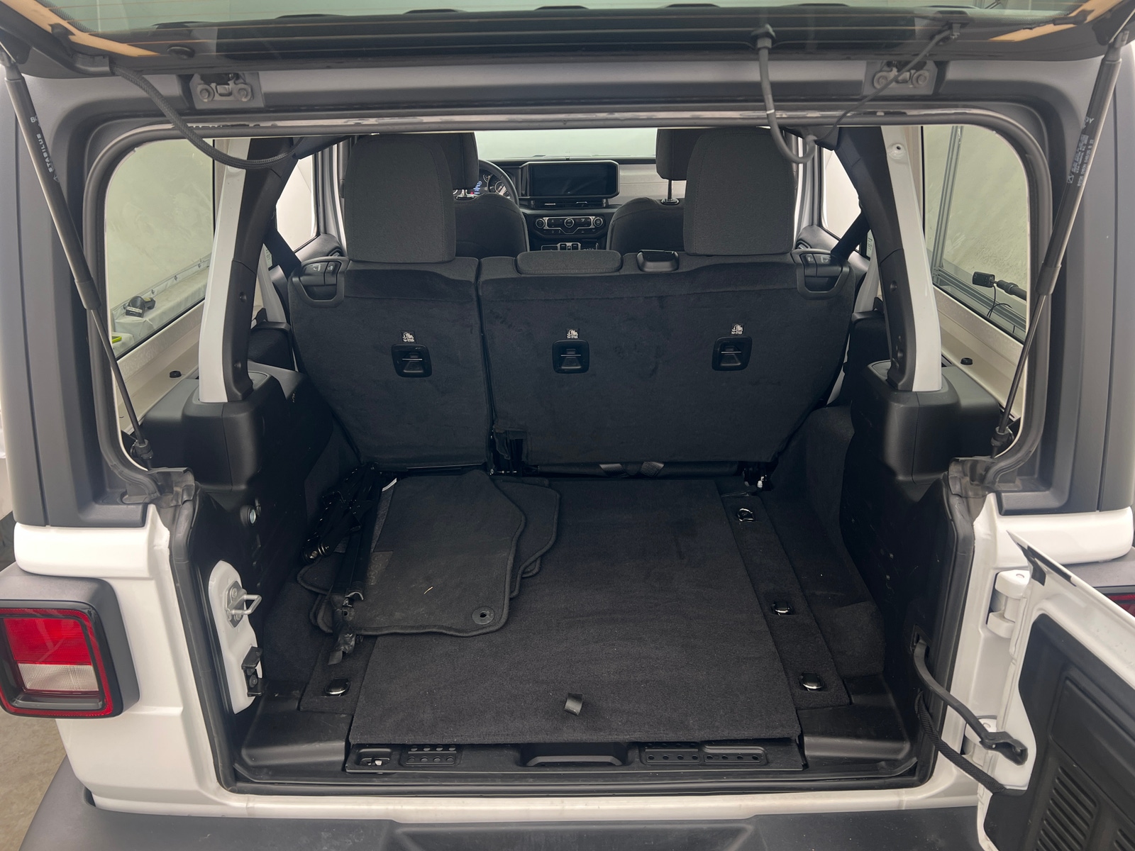 Thumbnail: 2025 Jeep Wrangler - 7