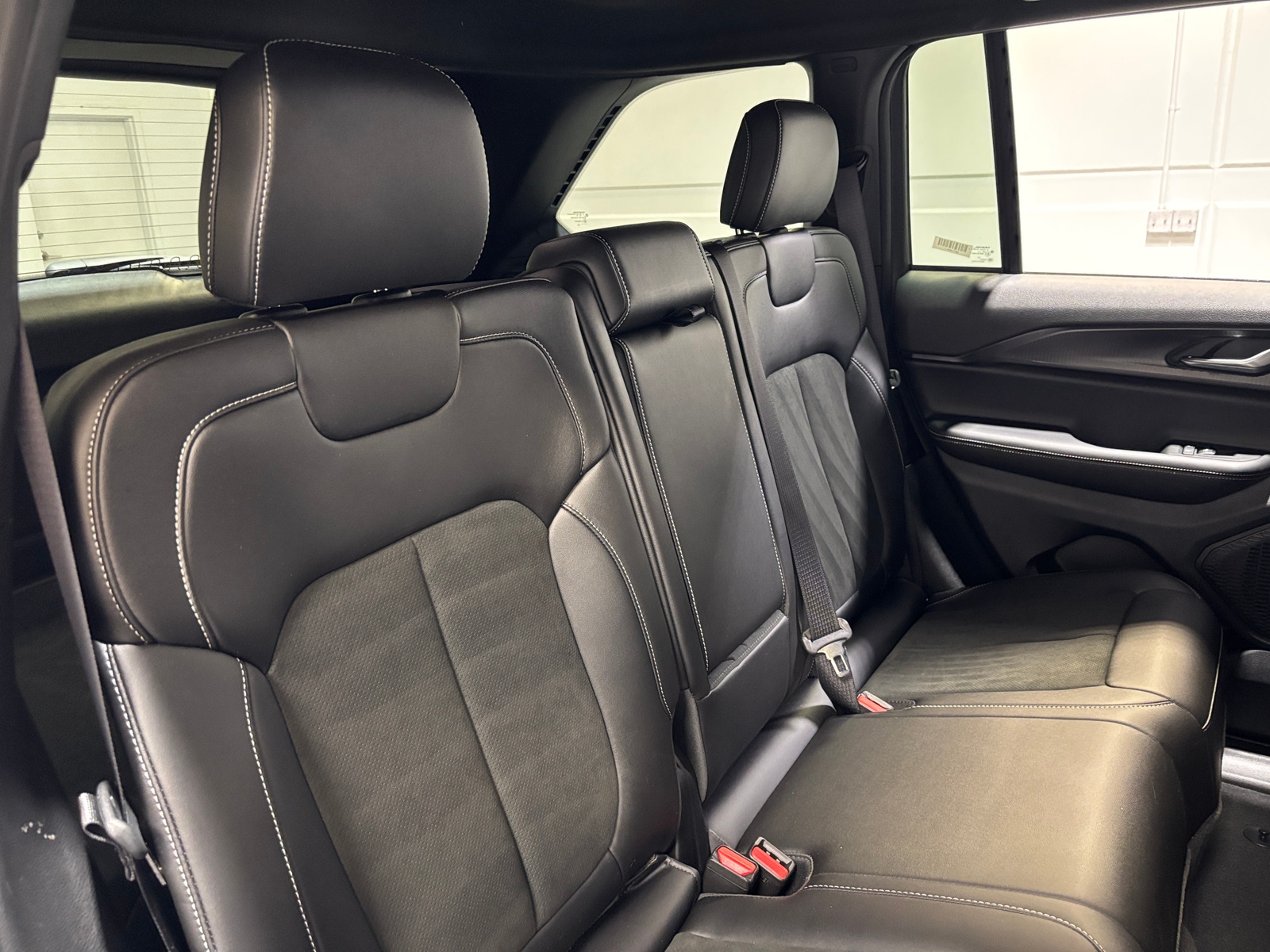 Thumbnail: 2025 Jeep Grand Cherokee - 5