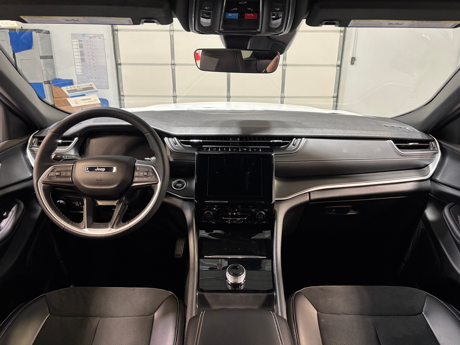 Thumbnail: 2025 Jeep Grand Cherokee - 2