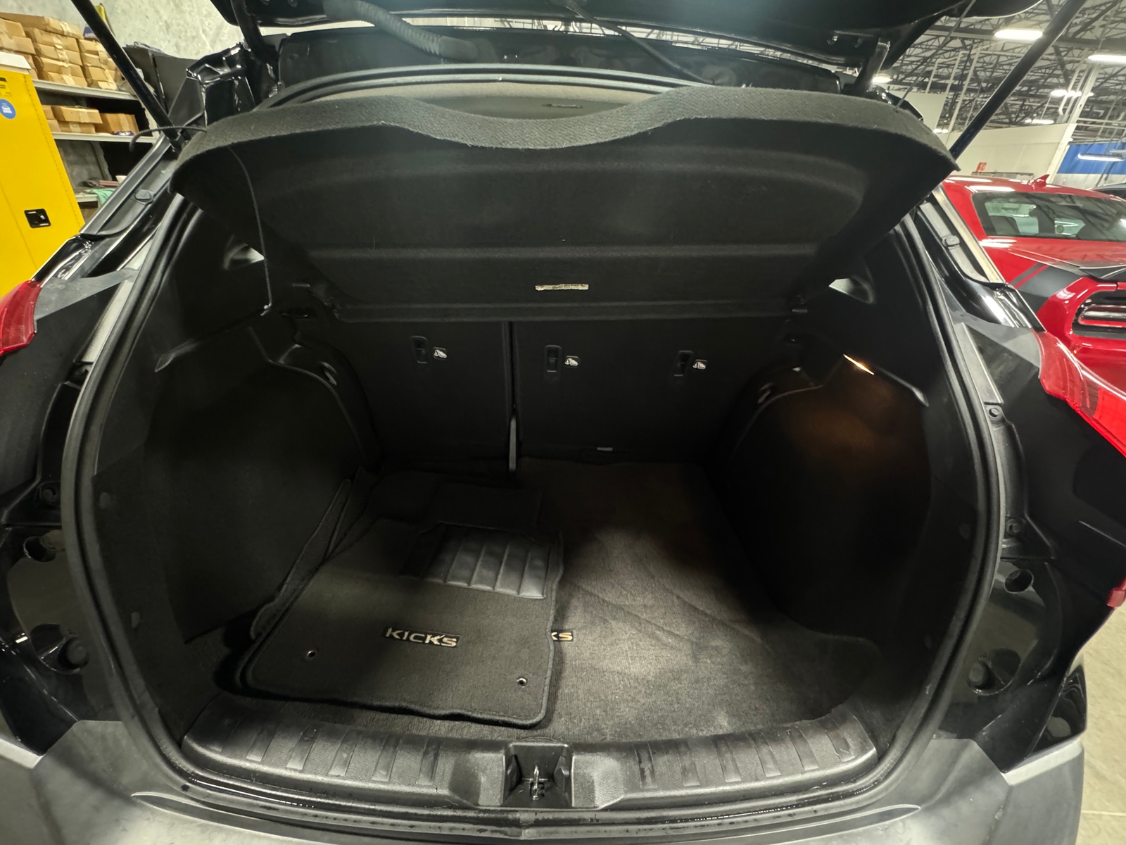 Thumbnail: 2020 Nissan Kicks - 7