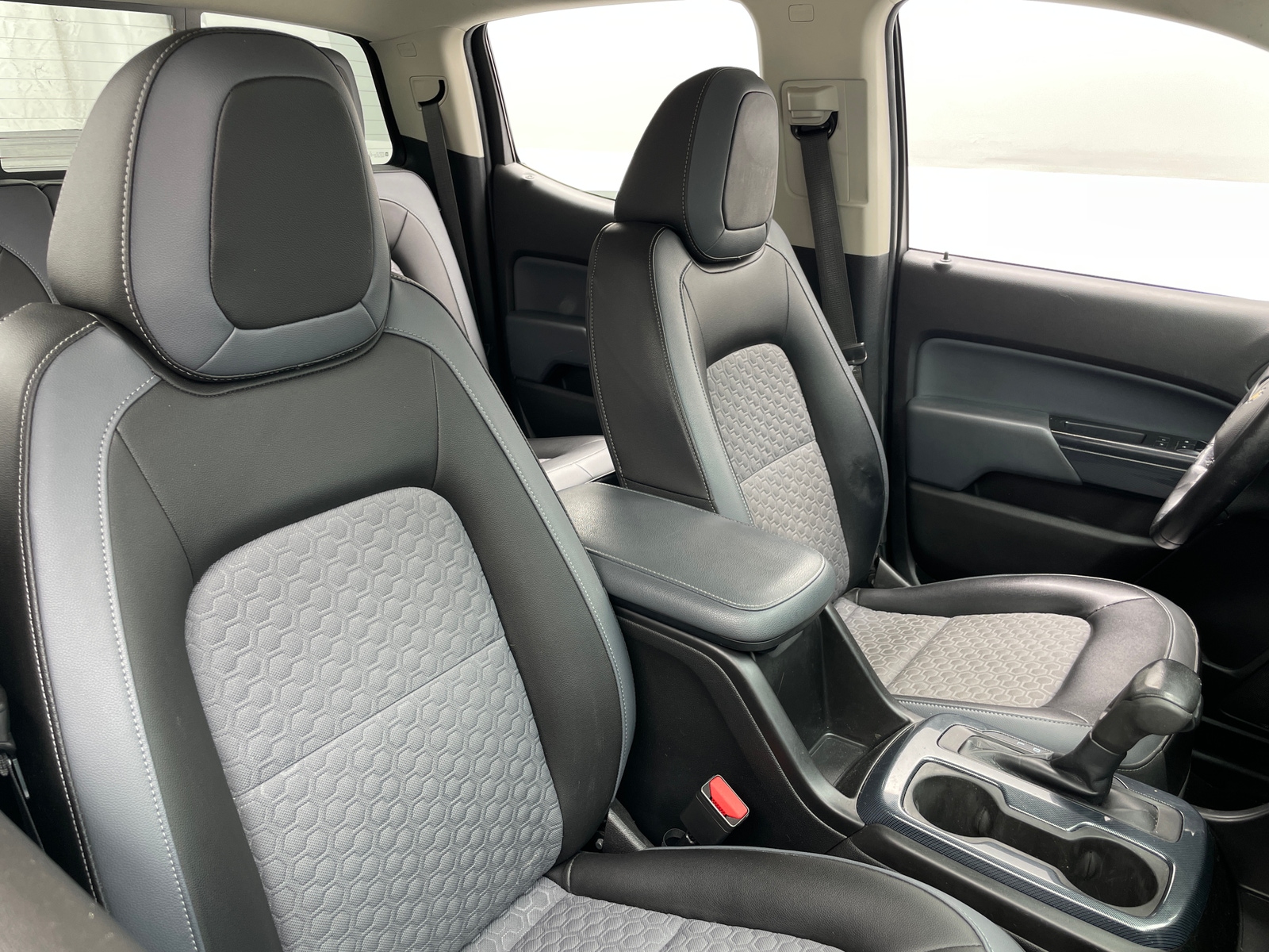 Thumbnail: 2017 Chevrolet Colorado - 2